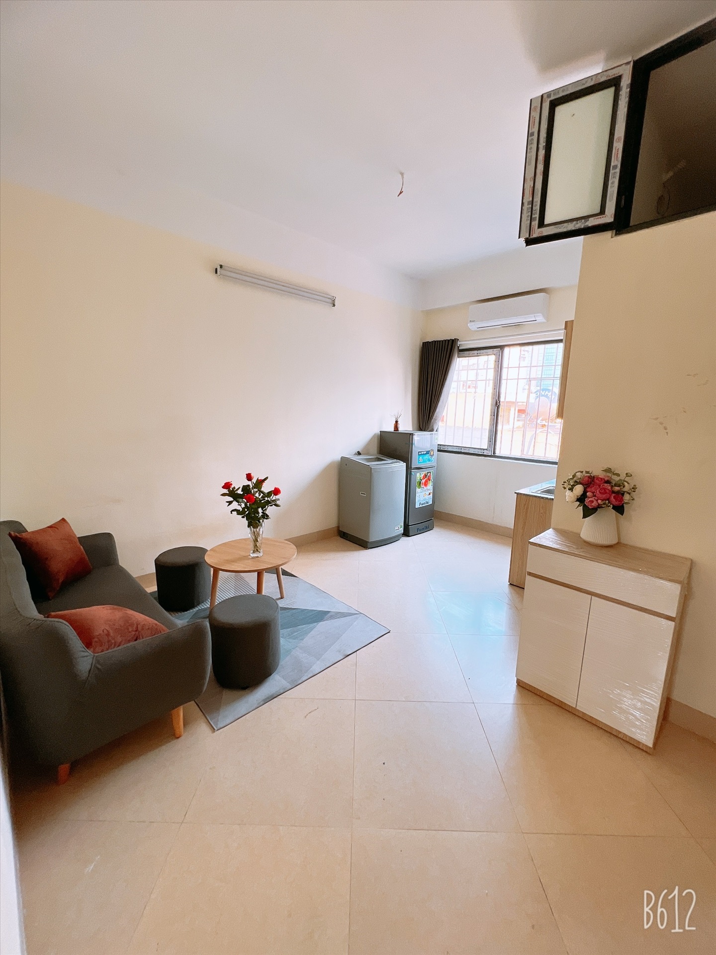 Phòng trọ 1 Phòng ngủ 35m2 tại QHOME Trần Duy Hưng - Cầu Giấy - Phòng khách