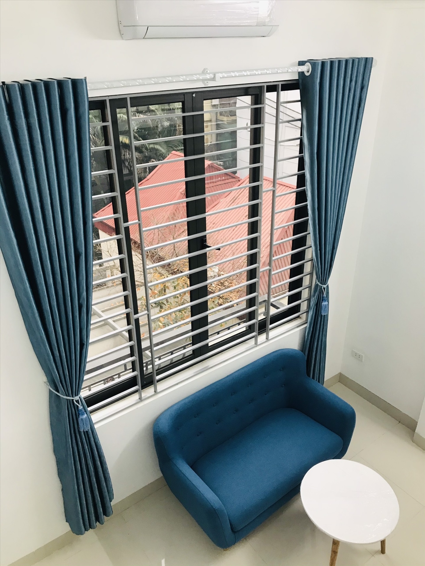 Phòng trọ Duplex 40m2 tại TT House 3 Nguyễn Khánh Toàn - Cầu Giấy - Phòng khách