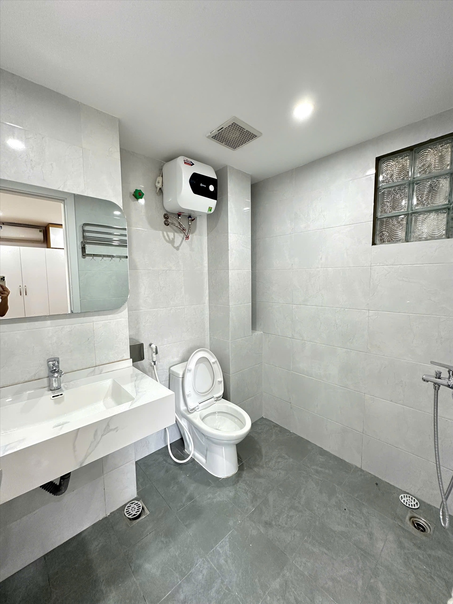Phòng trọ Studio 25m2 tại TT House Nguyễn Phong Sắc - Cầu Giấy - Phòng tắm