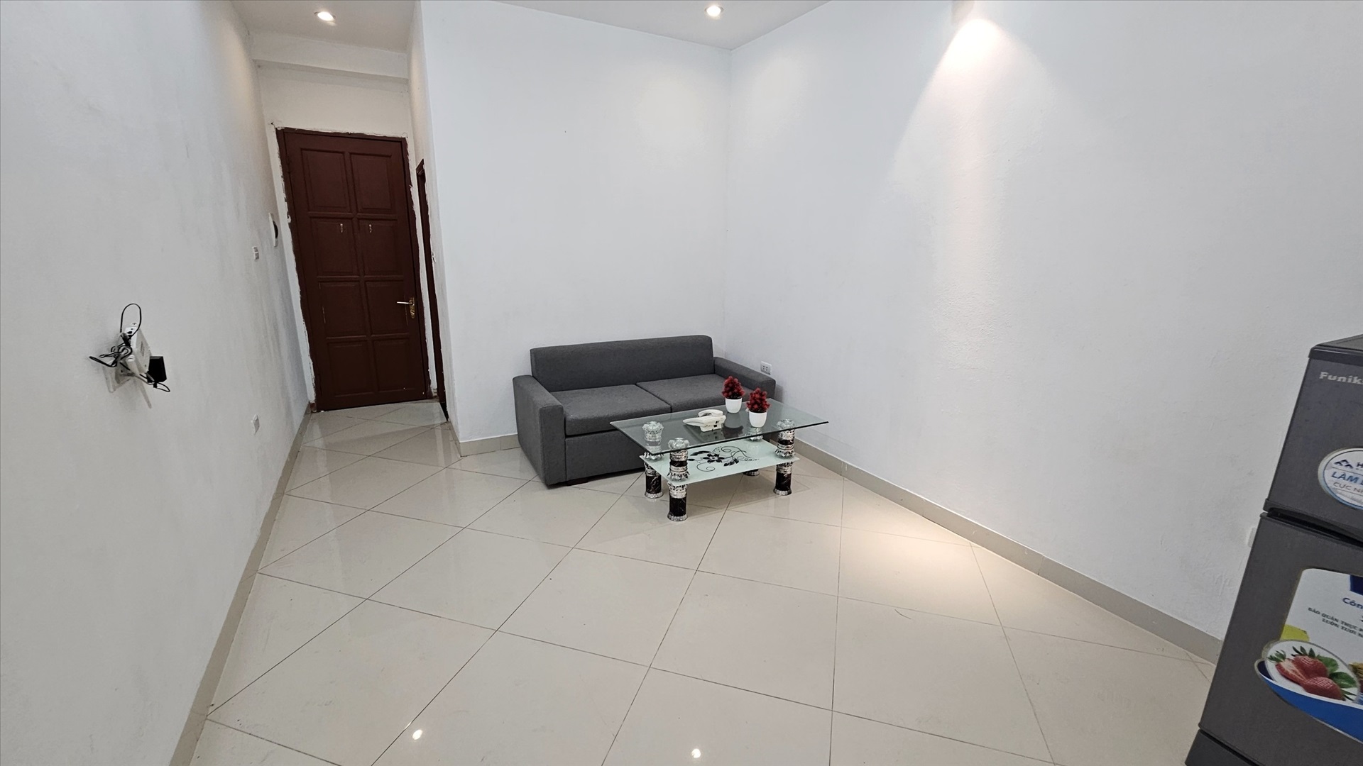 Phòng trọ 1 Phòng ngủ 50m2 tại GD Home Nguyễn Khang - Cầu Giấy - Phòng khách