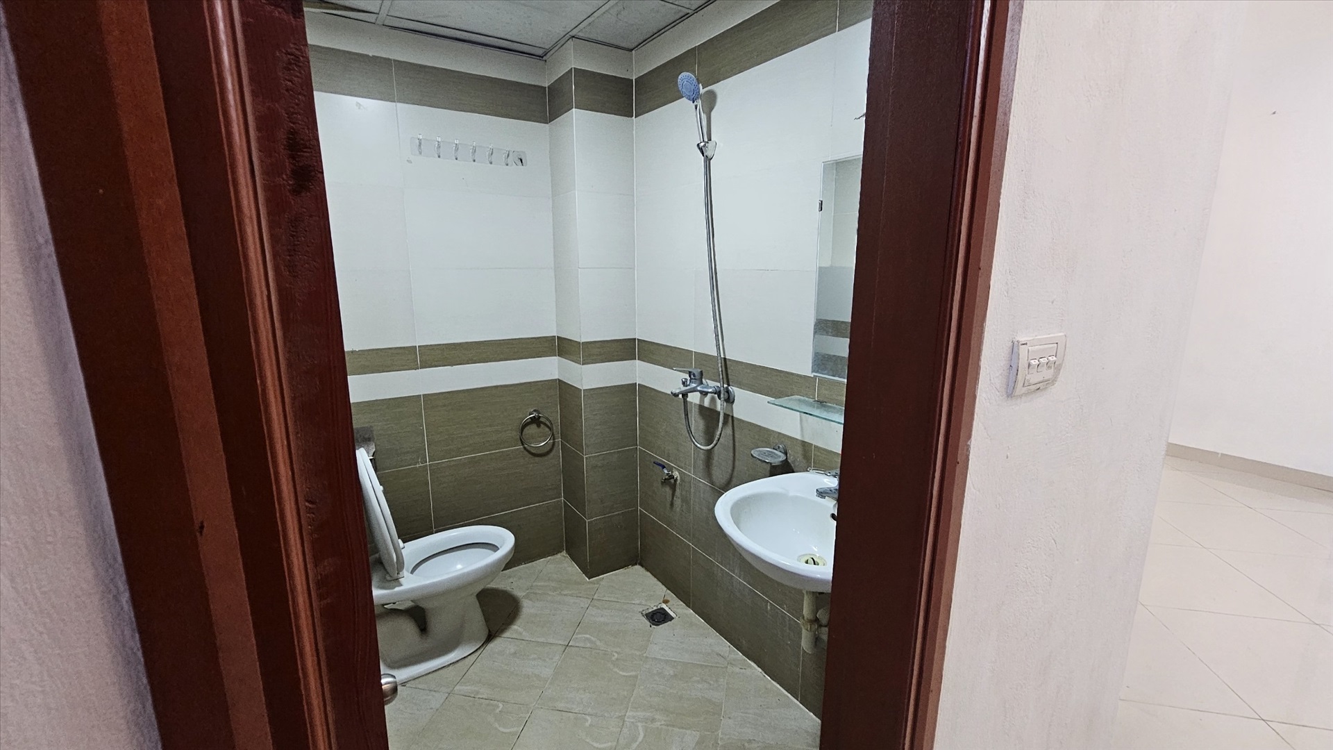 Phòng trọ 1 Phòng ngủ 50m2 tại GD Home Nguyễn Khang - Cầu Giấy - Phòng tắm