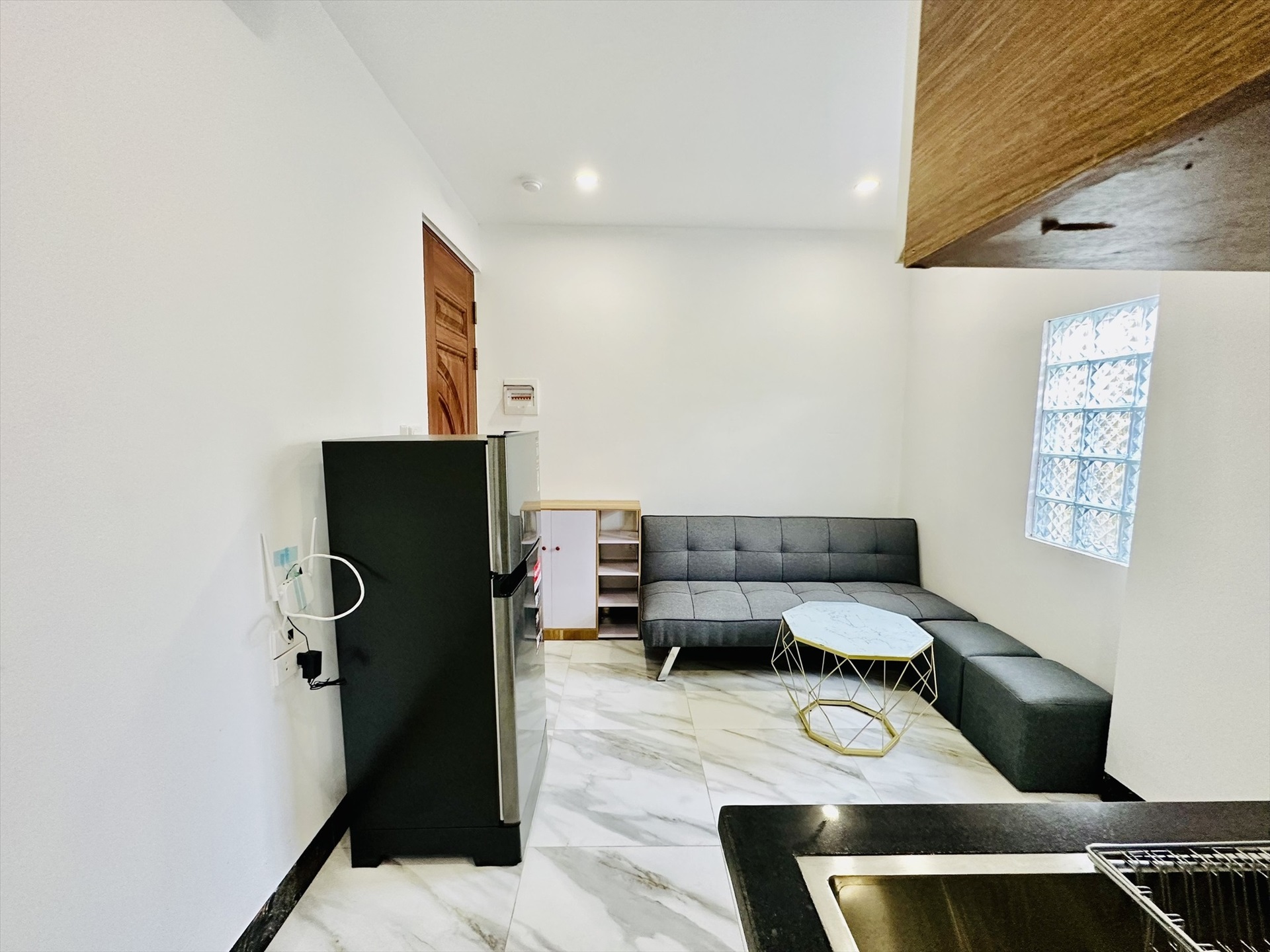 Phòng trọ 1 Phòng ngủ 40m2 tại GD Home Trần Quốc Vượng - Cầu Giấy - Phòng khách