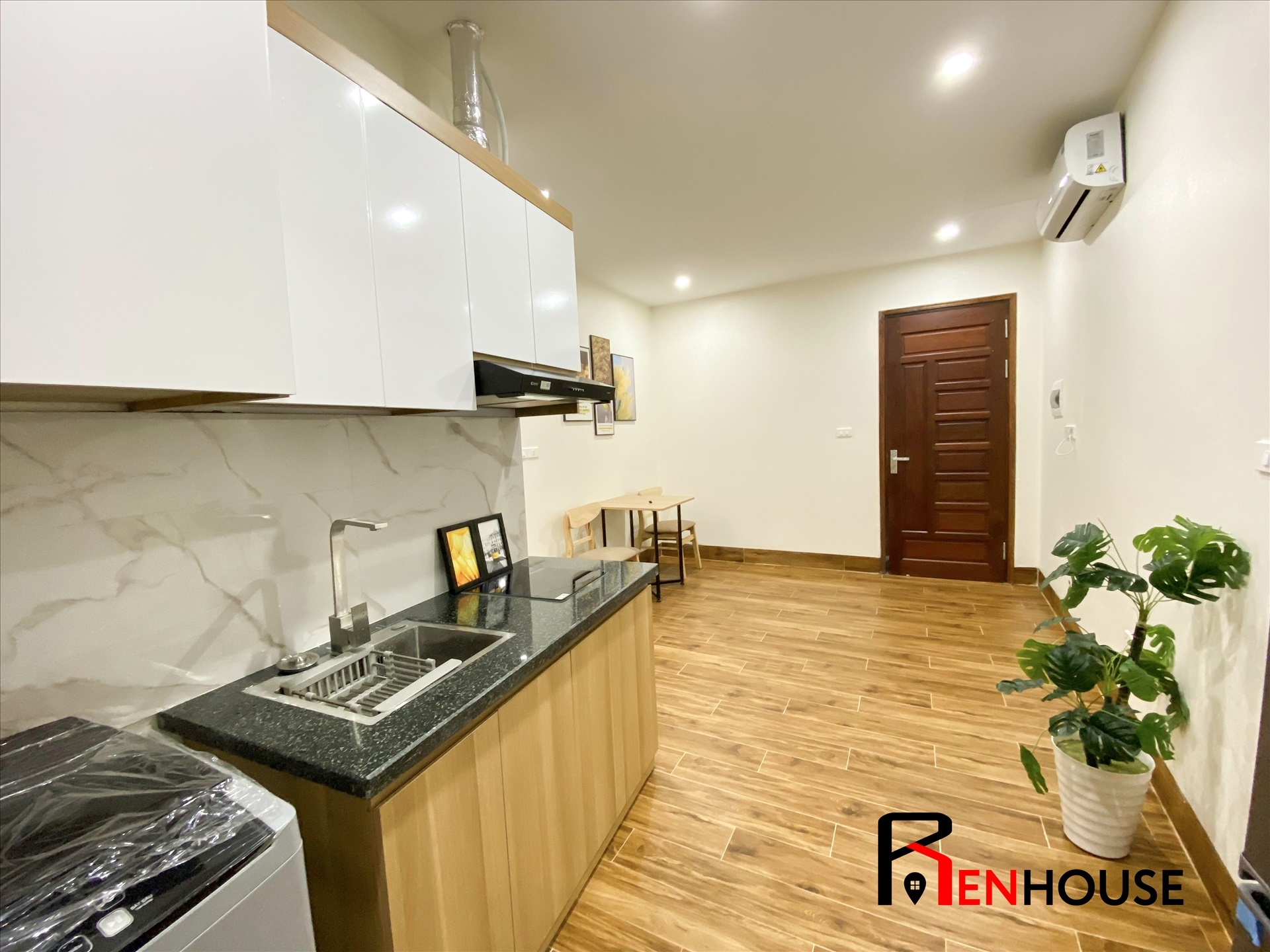 Phòng trọ 1 Phòng ngủ 35m2 tại RenHouse 4 Trần Thái Tông - Cầu Giấy - Phòng bếp