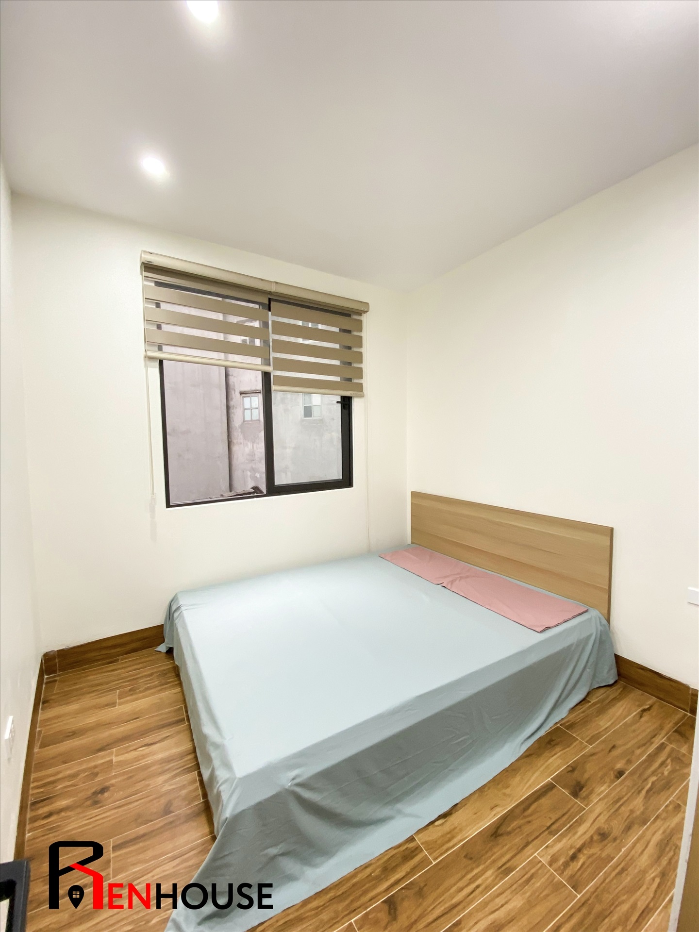 Phòng trọ 1 Phòng ngủ 35m2 tại RenHouse 4 Trần Thái Tông - Cầu Giấy - Phòng ngủ
