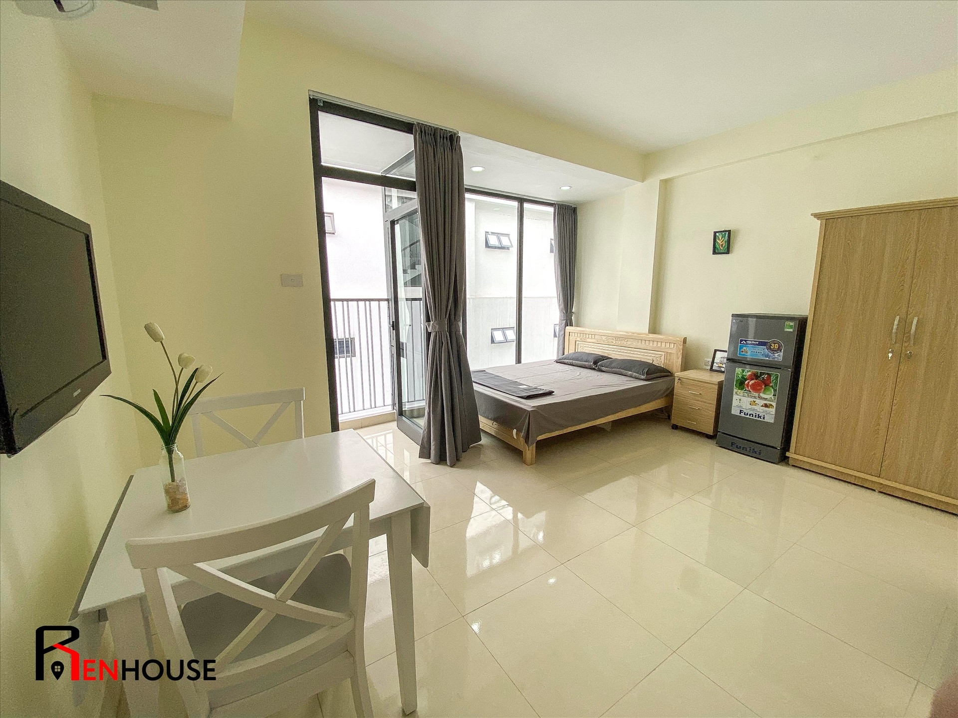 Phòng trọ Studio 32m2 tại RenHouse Nguyễn Khang - Cầu Giấy - Phòng ngủ