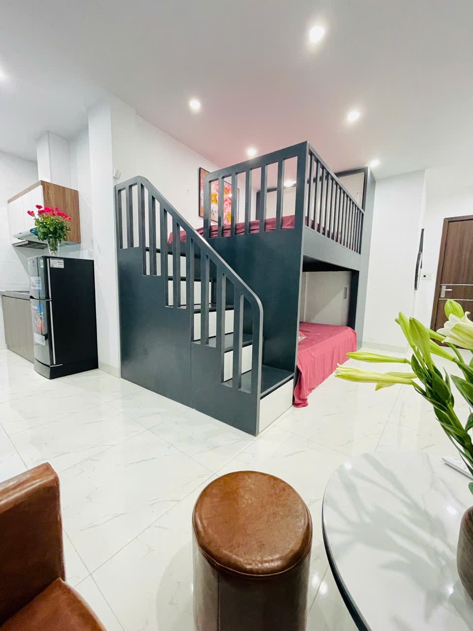 Phòng trọ Studio 30m2 tại CTC Home Đường Láng - Đống Đa - Phòng khách