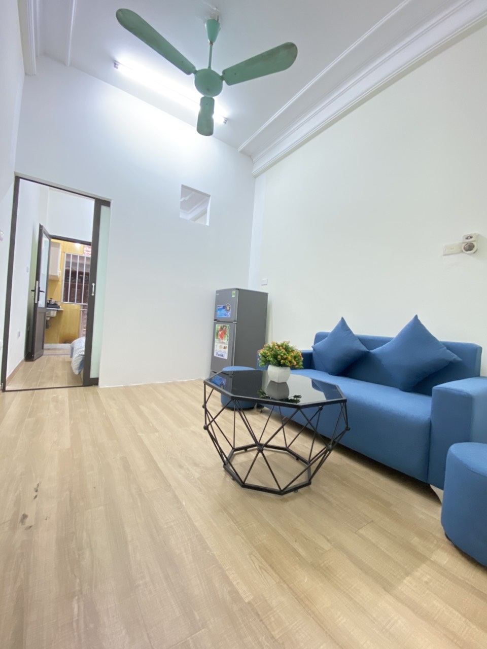 Phòng trọ 1 Phòng ngủ 30m2 tại 4PS Housing Tạ Quang Bửu - Hai Bà Trưng - Phòng khách