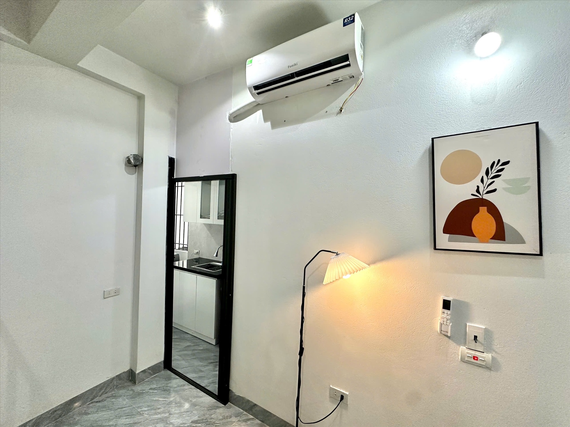 Phòng trọ Studio 22m2 tại Shome Đỗ Đức Dục - Nam Từ Liêm - Phòng khách