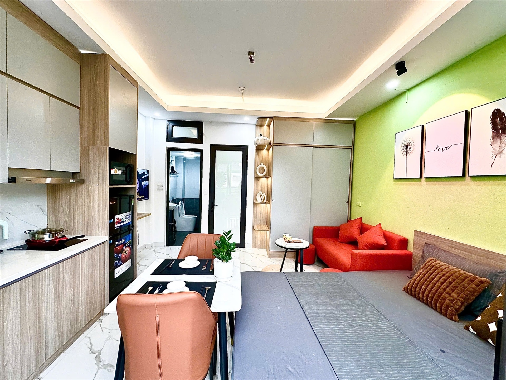 Phòng trọ Studio 30m2 tại Blue Homes Thụy Khuê - Tây Hồ - Phòng khách