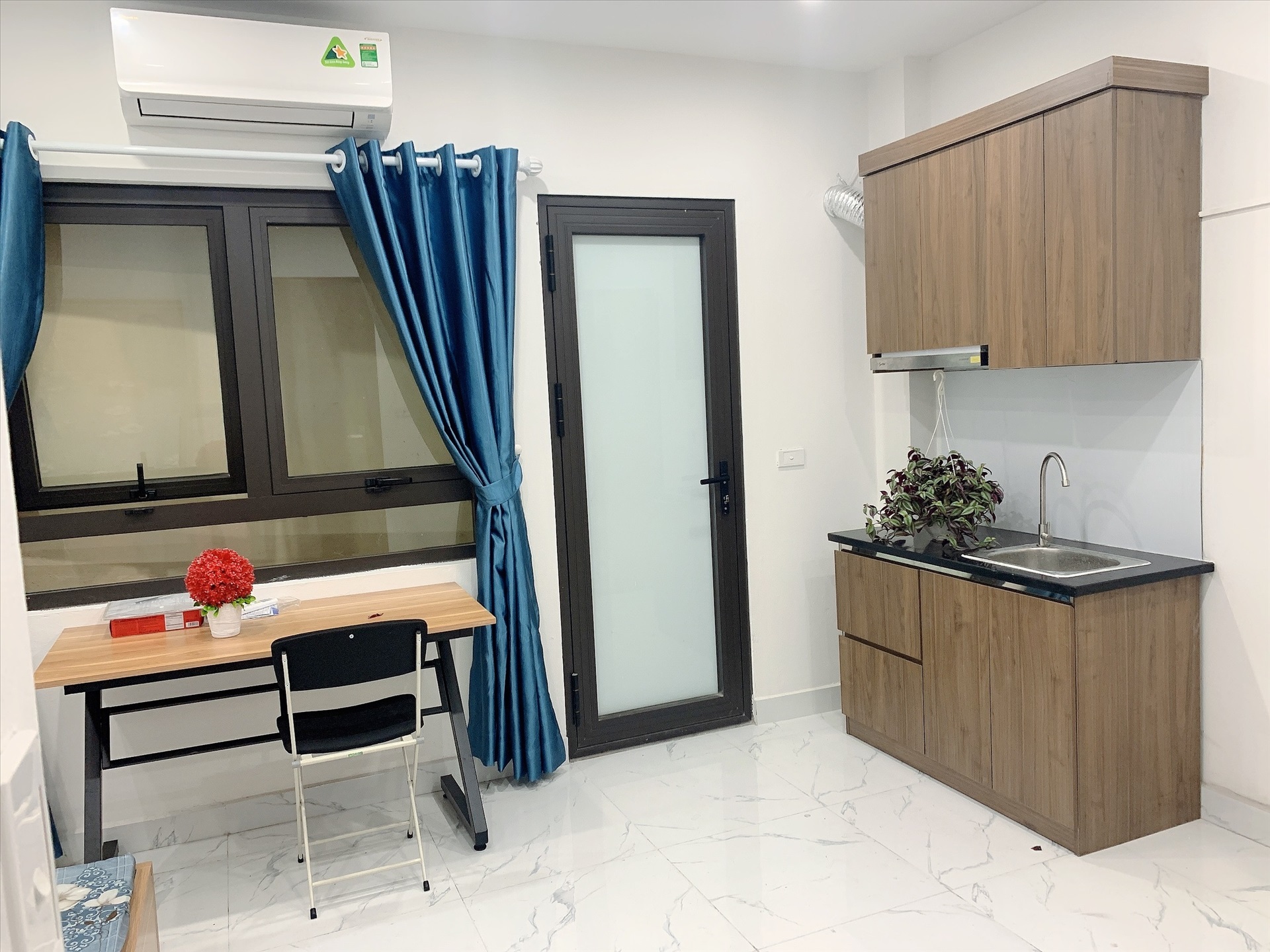 Phòng trọ Studio 30m2 tại AT Home Giảng Võ - Ba Đình - Phòng bếp