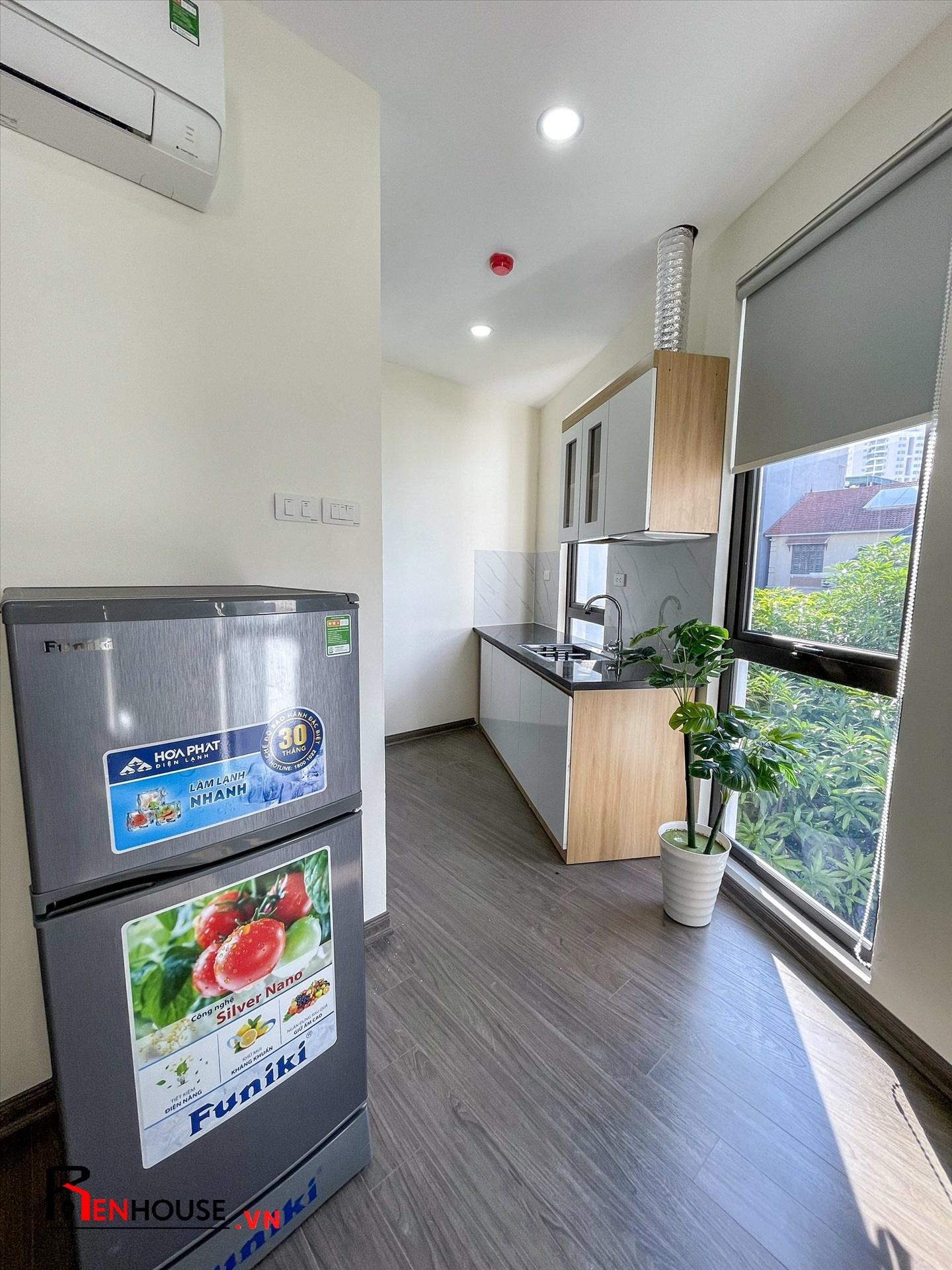 Phòng trọ Studio 30m2 tại RenHouse 2 Trần Thái Tông - Cầu Giấy - Phòng bếp