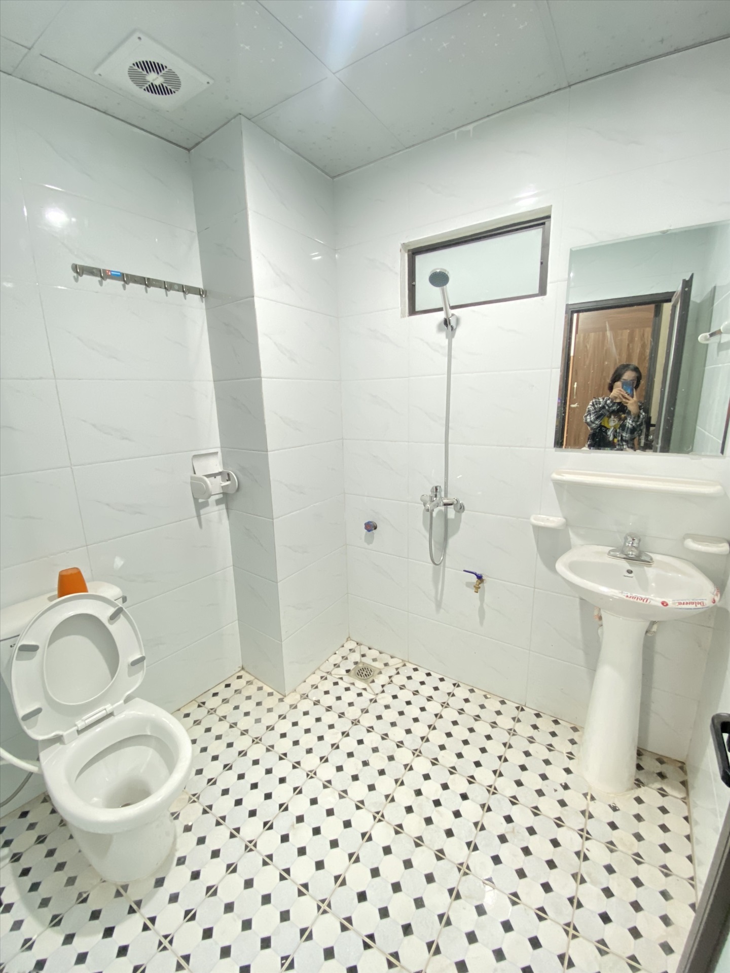 Phòng trọ 2 Phòng ngủ 35m2 tại BP Home Mễ Trì Hạ - Nam Từ Liêm - Phòng tắm