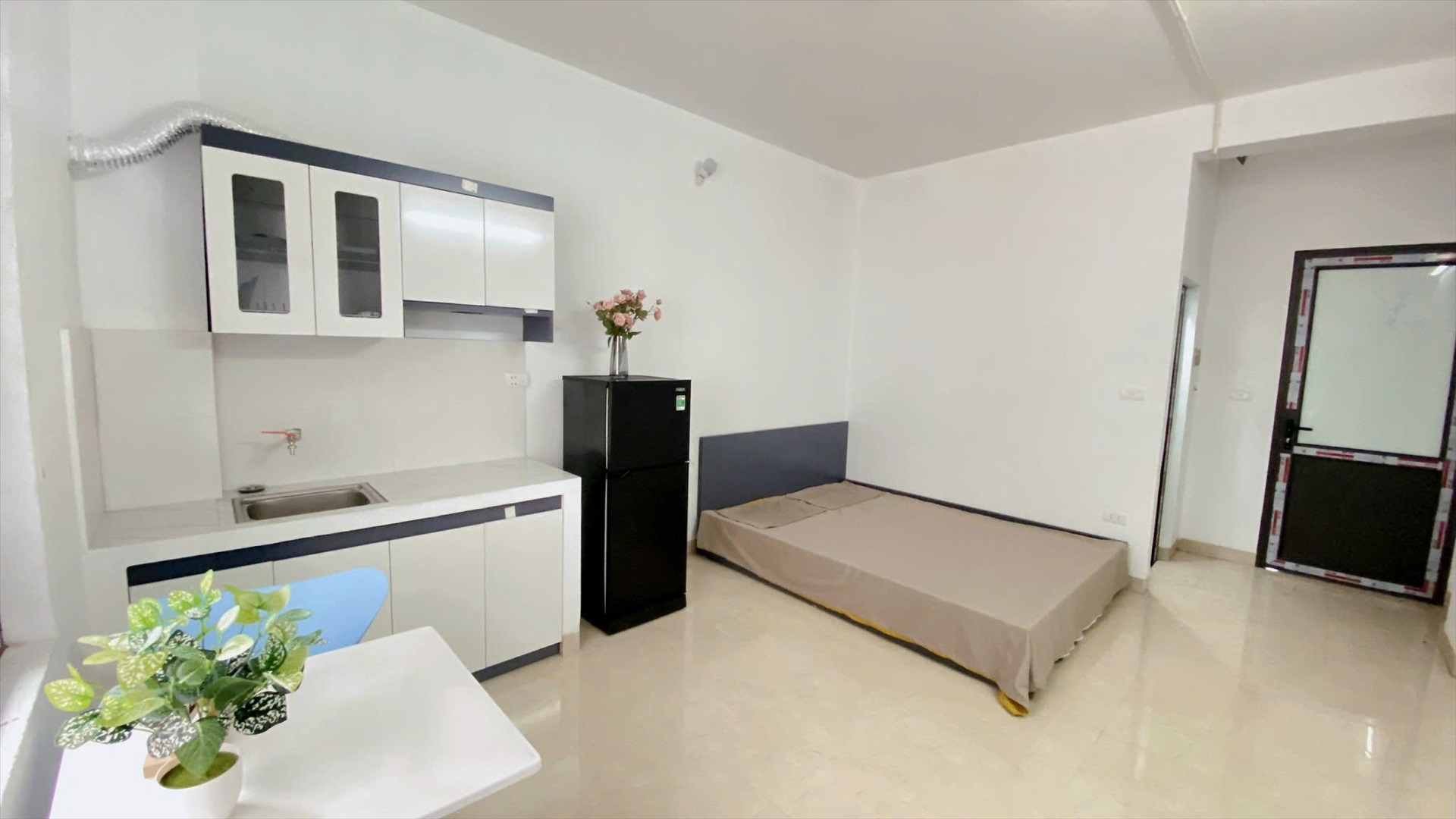 Phòng trọ Studio 25m2 tại QHOME Hoàng Ngân - Thanh Xuân - Phòng bếp