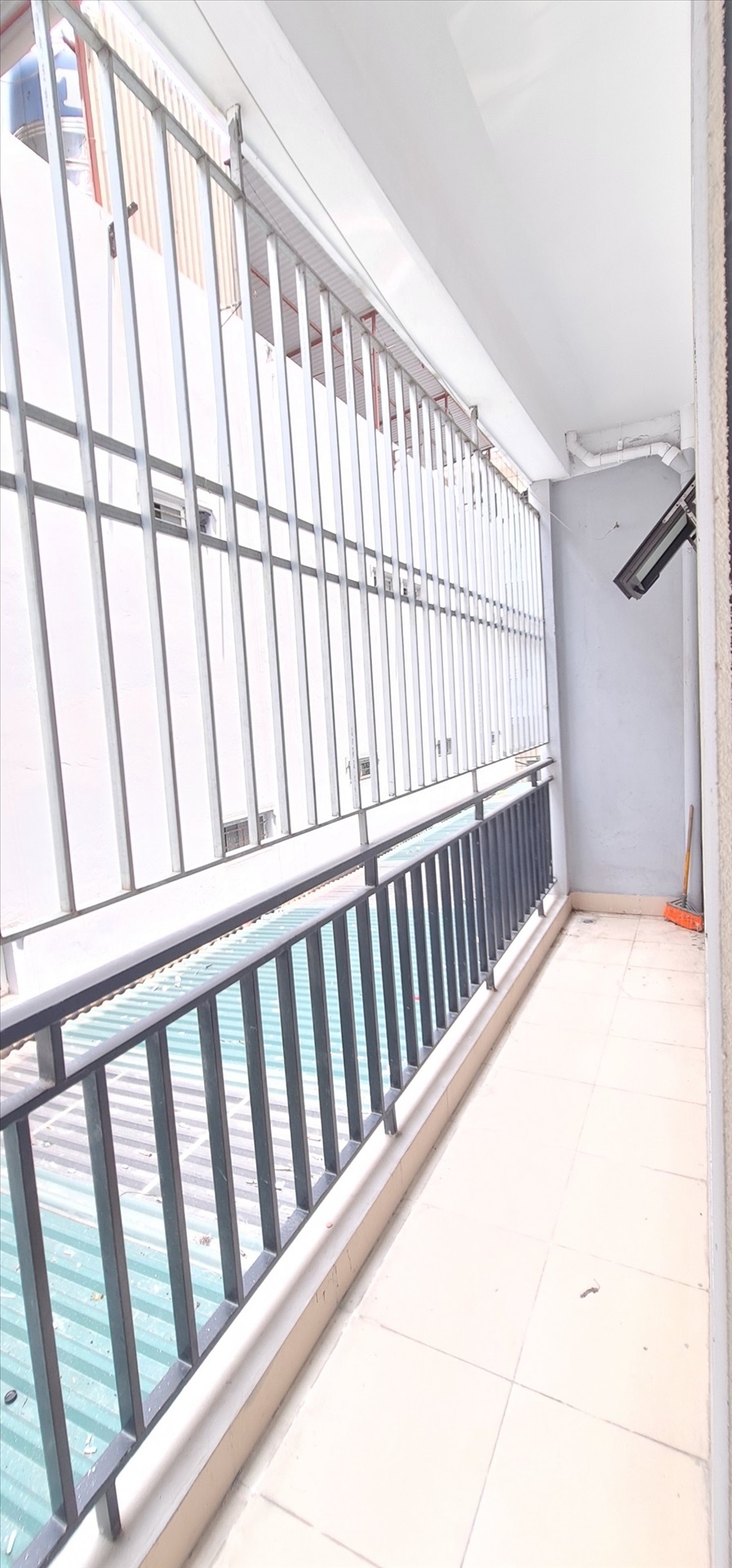 Phòng trọ 1 Phòng ngủ 38m2 tại Salahomes Kim Giang - Hoàng Mai - Ban công