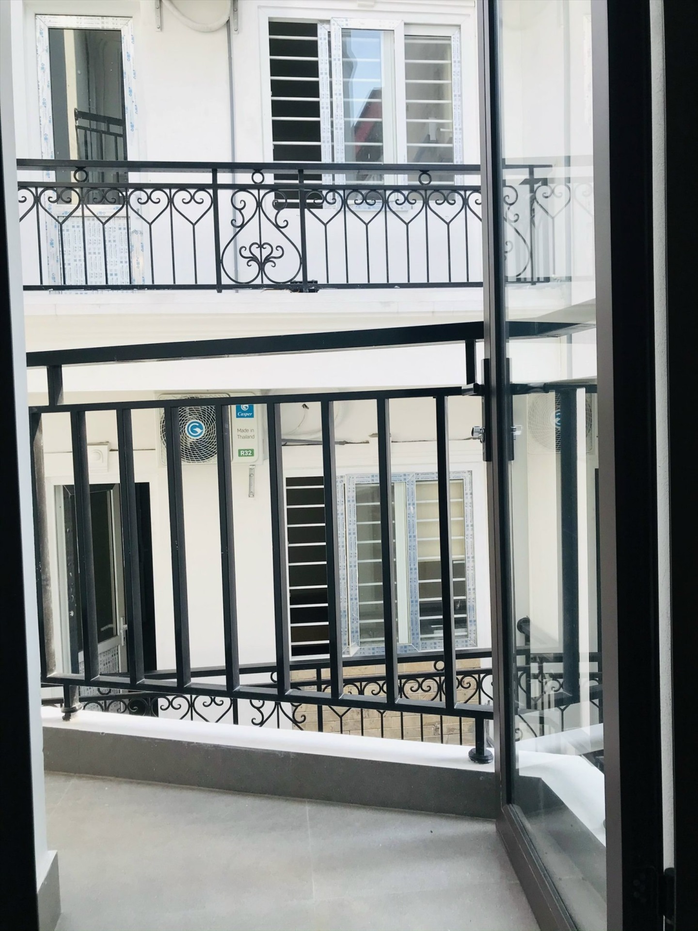 Phòng trọ 1 Phòng ngủ 25m2 tại TT House 1 Đường Láng - Đống Đa - Ban công