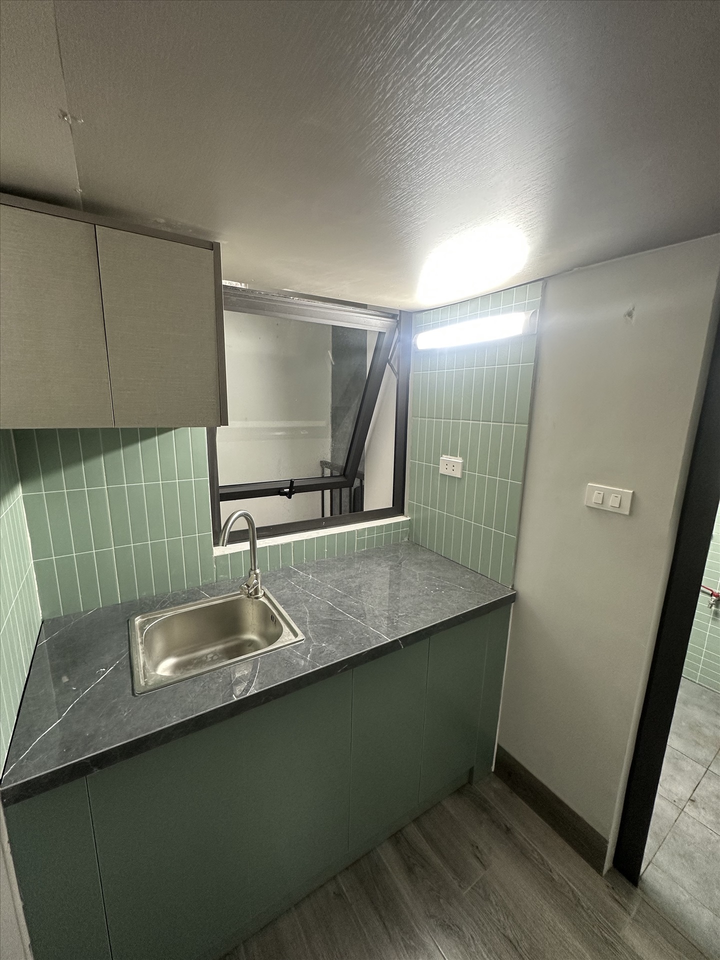 Phòng trọ Duplex 22m2 tại GH Home Chùa Láng - Đống Đa - Phòng bếp