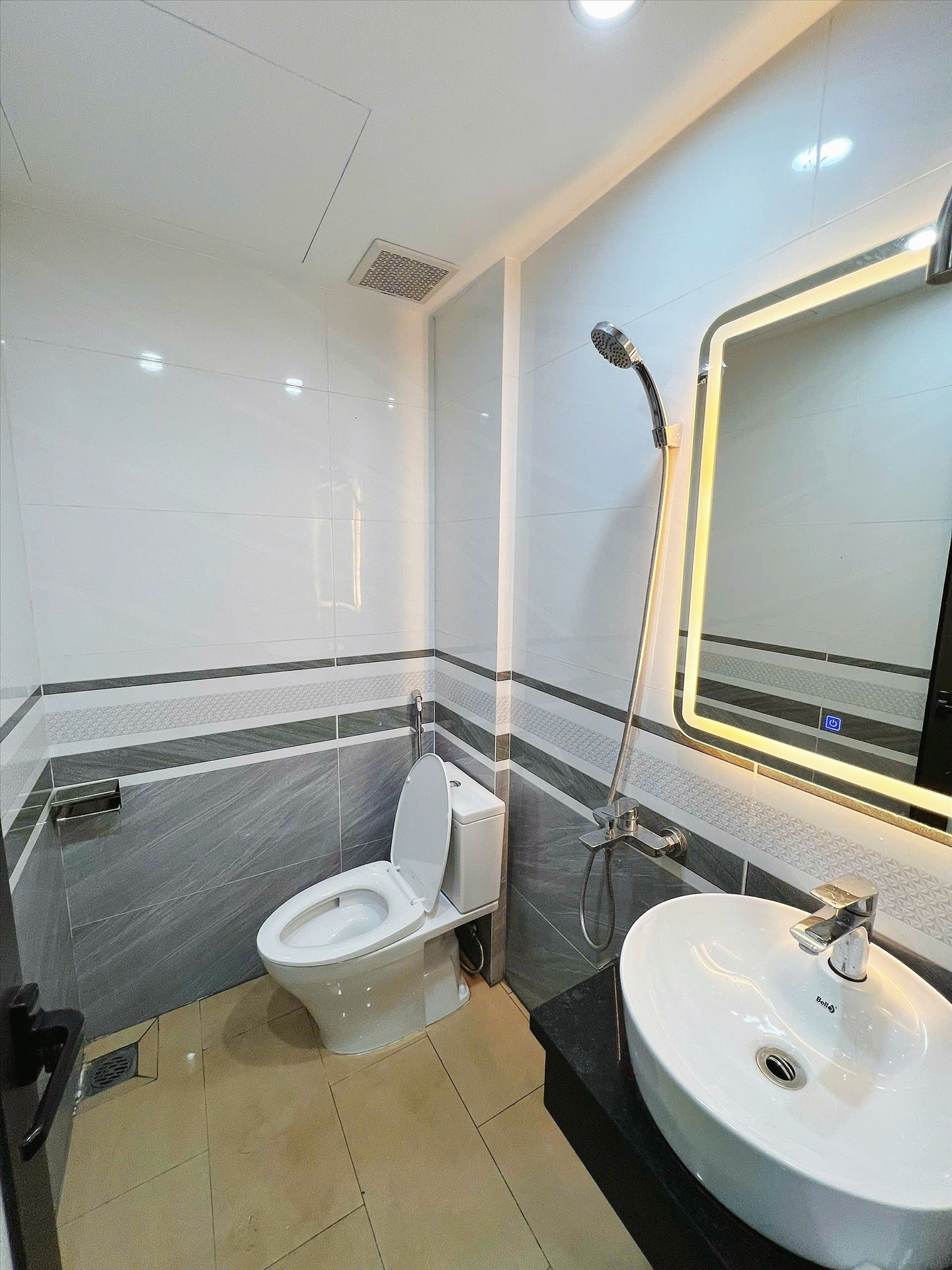 Phòng trọ Studio 26m2 tại NV Home Mỹ Đình - Nam Từ Liêm - Phòng tắm
