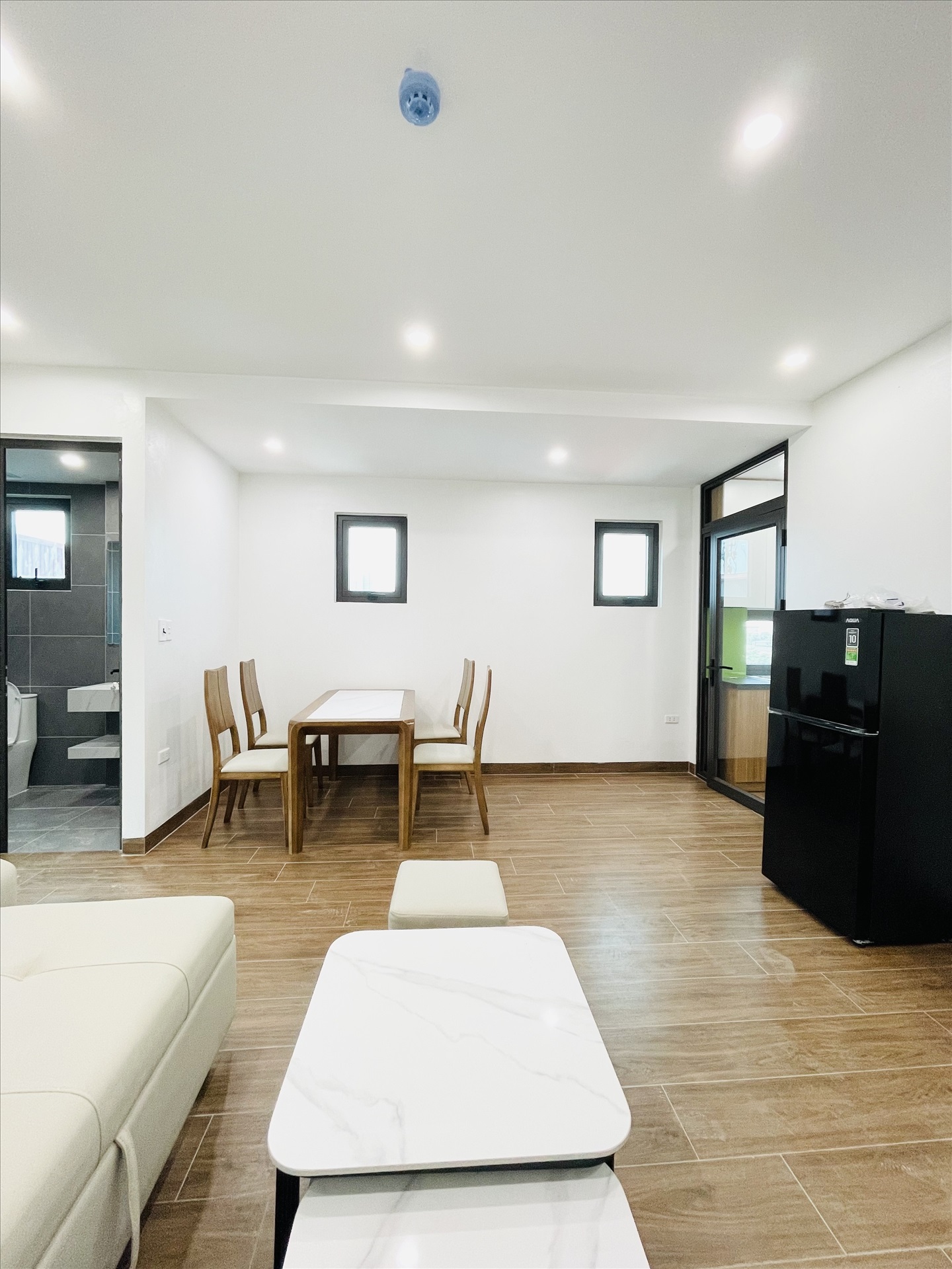 Phòng trọ 1 Phòng ngủ 45m2 tại Friends Team Doãn Kế Thiện - Cầu Giấy - Phòng khách