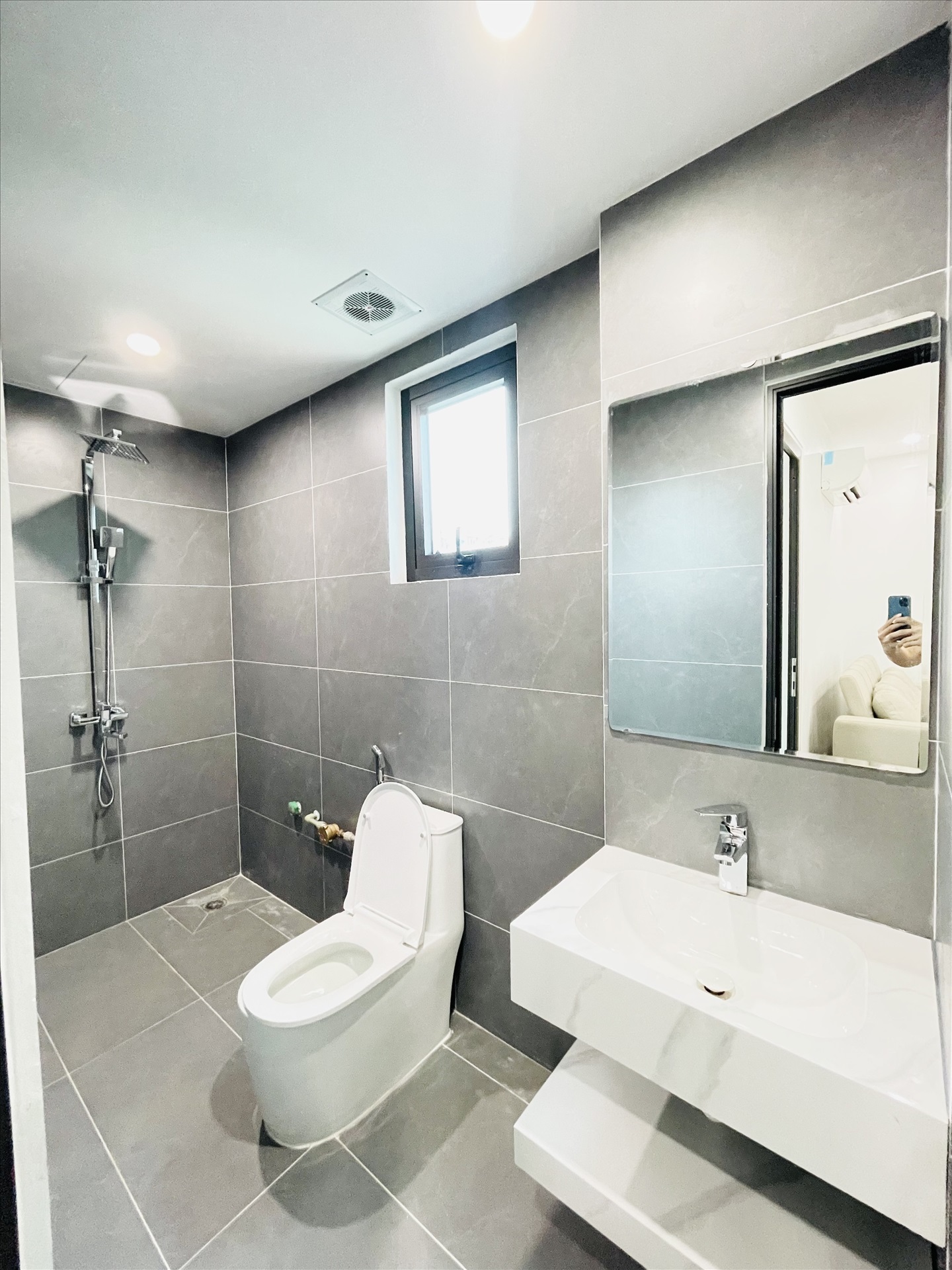 Phòng trọ 1 Phòng ngủ 45m2 tại Friends Team Doãn Kế Thiện - Cầu Giấy - Phòng tắm
