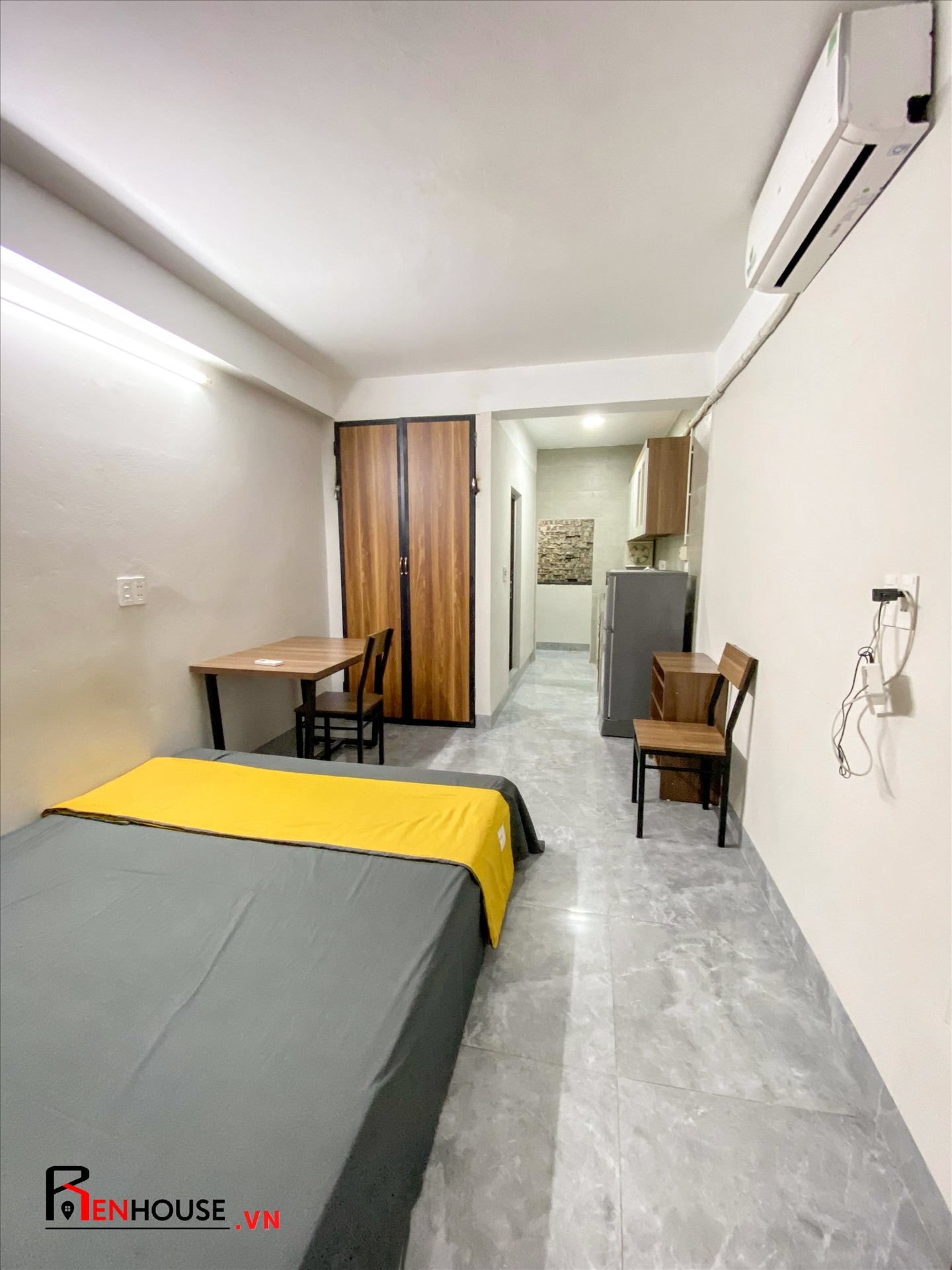 Phòng trọ Studio 28m2 tại RenHouse 3 Trần Thái Tông - Cầu Giấy - Phòng ngủ