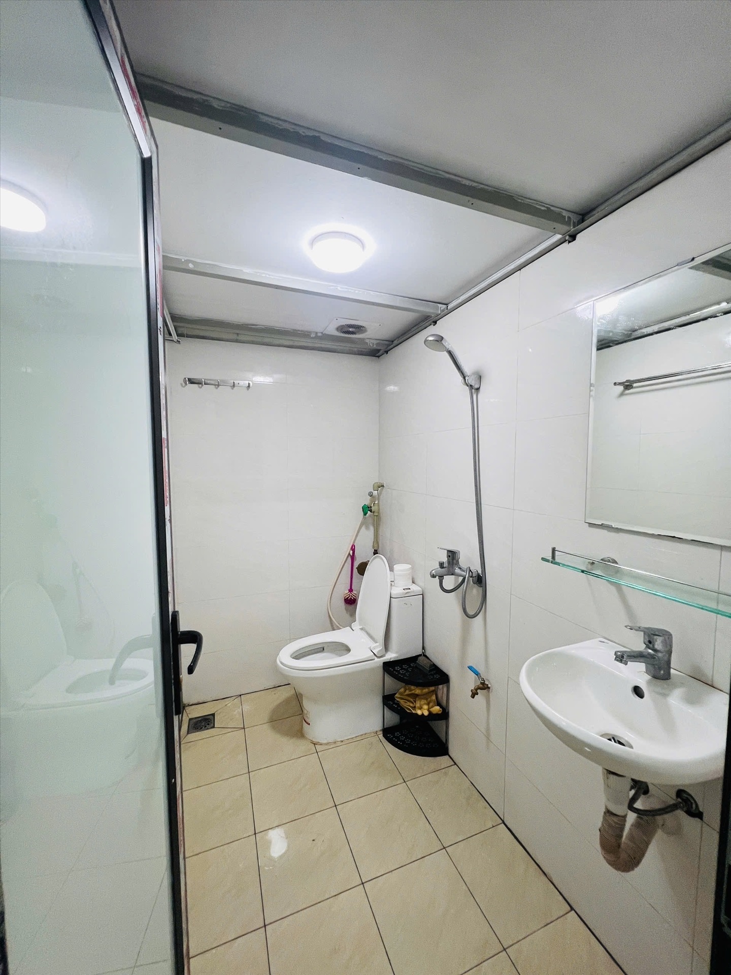 Phòng trọ Studio 25m2 tại Friends Team 1 Kim Giang - Hoàng Mai - Phòng tắm