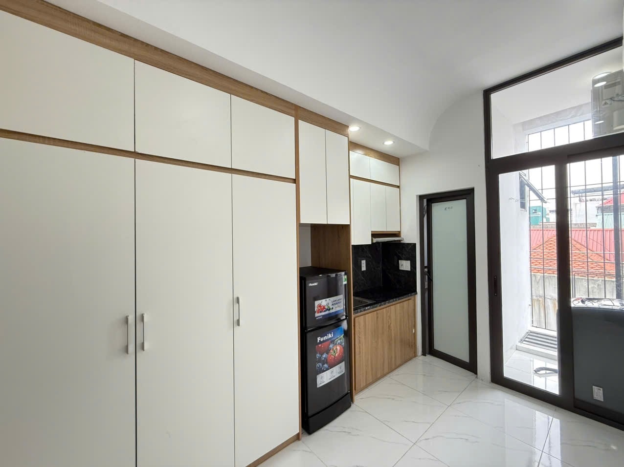 Phòng trọ Studio 24m2 tại Sunshine Thái Hà - Đống Đa - Phòng bếp
