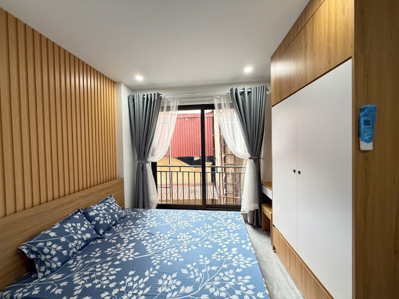 Phòng trọ Studio 24m2 tại Sunshine Trần Duy Hưng - Cầu Giấy - Phòng ngủ