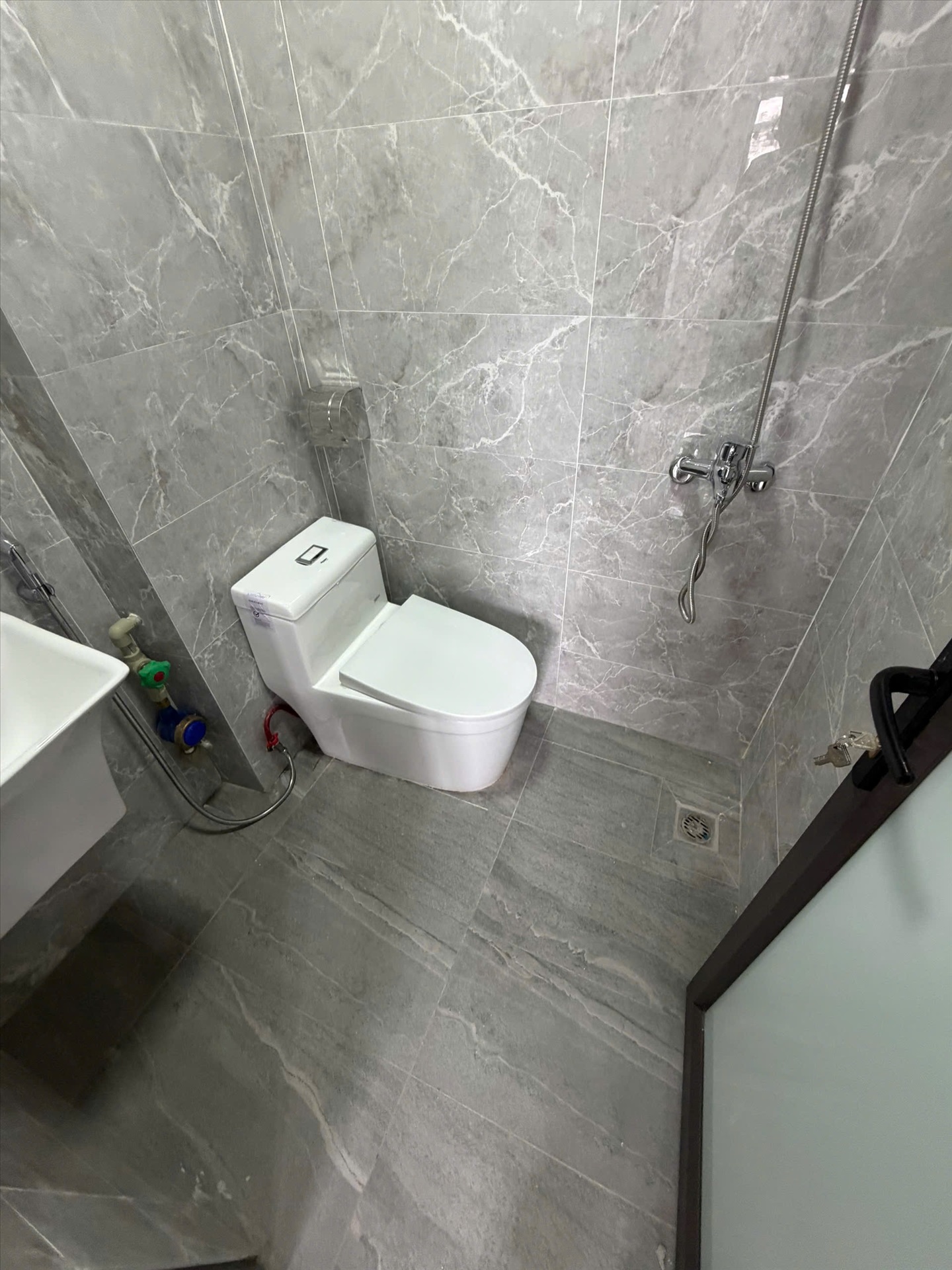 Phòng trọ Studio 24m2 tại Sunshine Định Công Thượng - Hoàng Mai - Phòng tắm