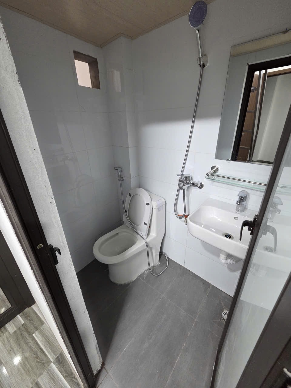 Phòng trọ Duplex 25m2 tại TV Home Phương Canh - Nam Từ Liêm - Phòng tắm