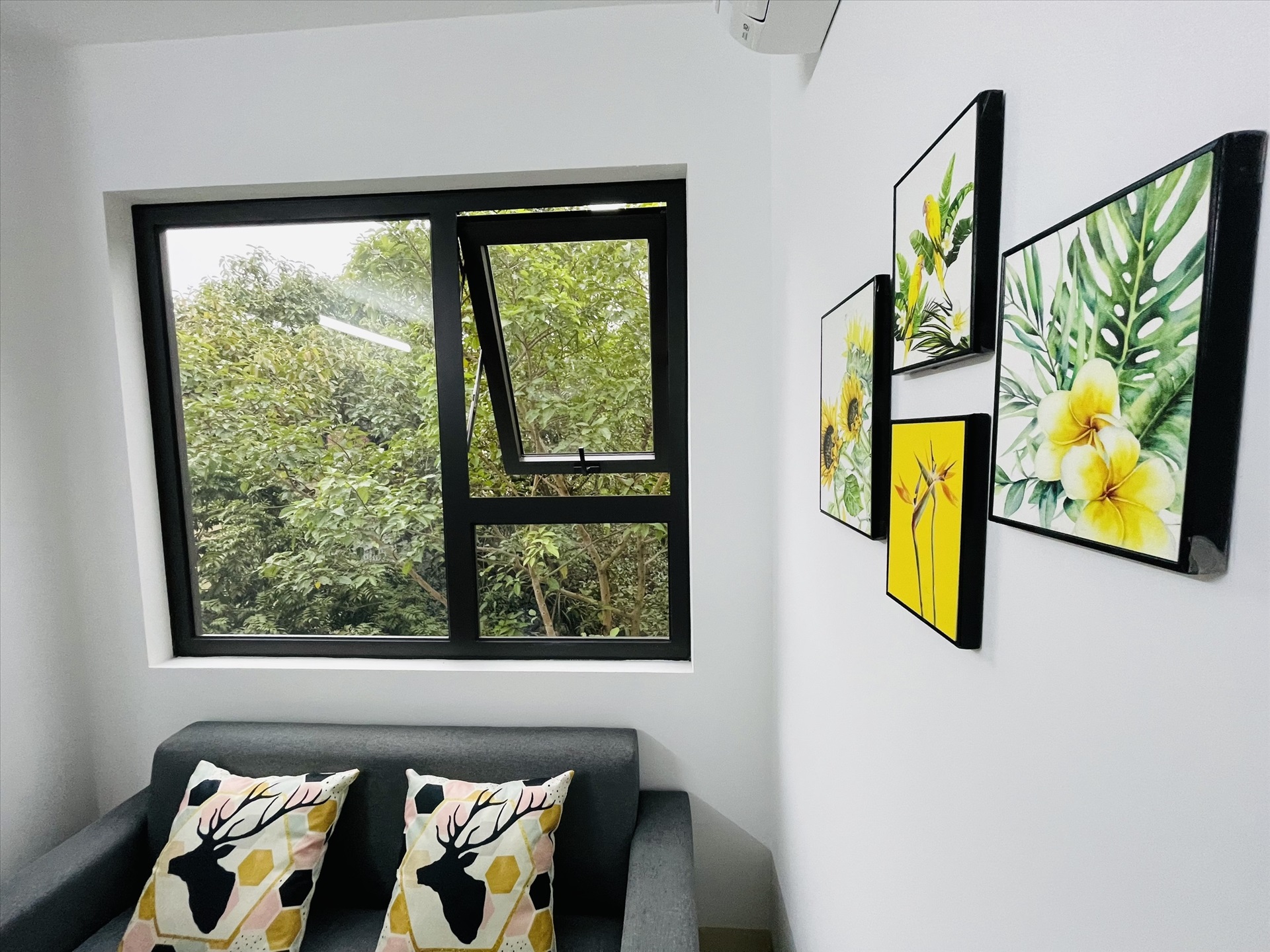 Phòng trọ Studio 25m2 tại Airstay Kim Giang - Hoàng Mai - Phòng khách