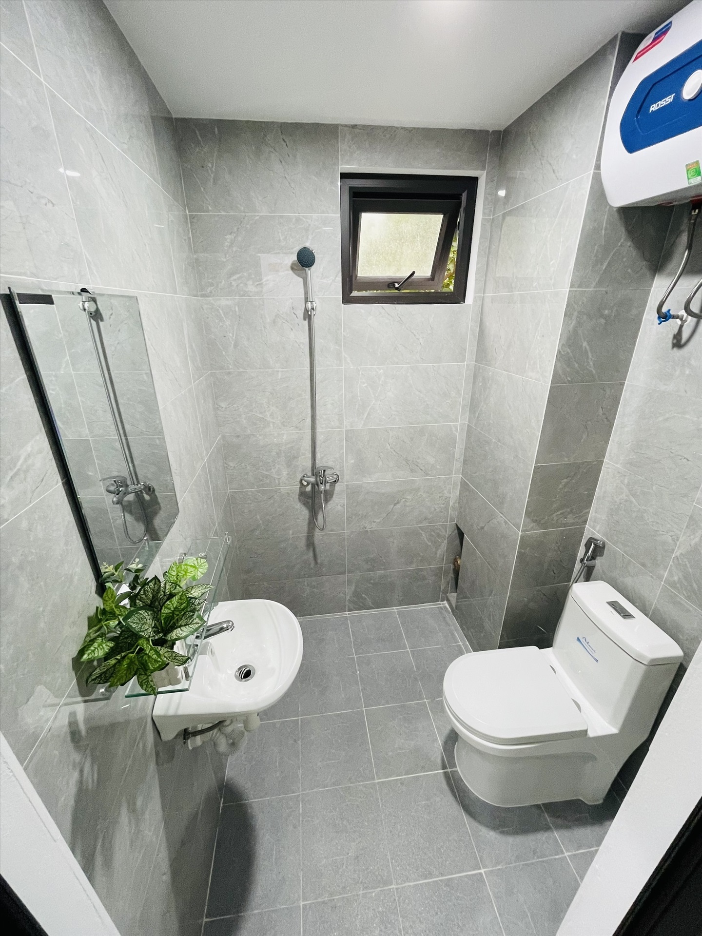 Phòng trọ Studio 25m2 tại Airstay Kim Giang - Hoàng Mai - Phòng tắm