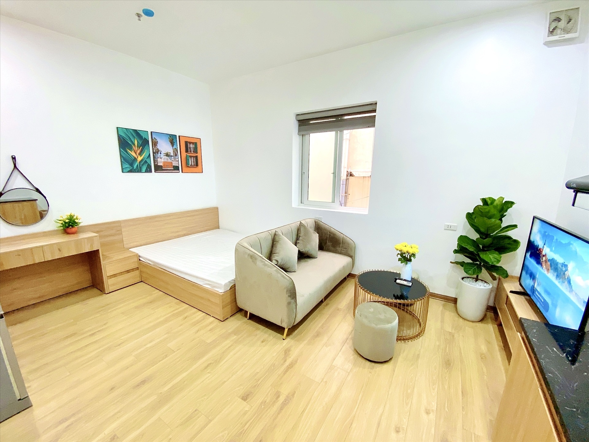 Phòng trọ Studio 25m2 tại Blue Homes Linh Lang - Ba Đình - Phòng khách