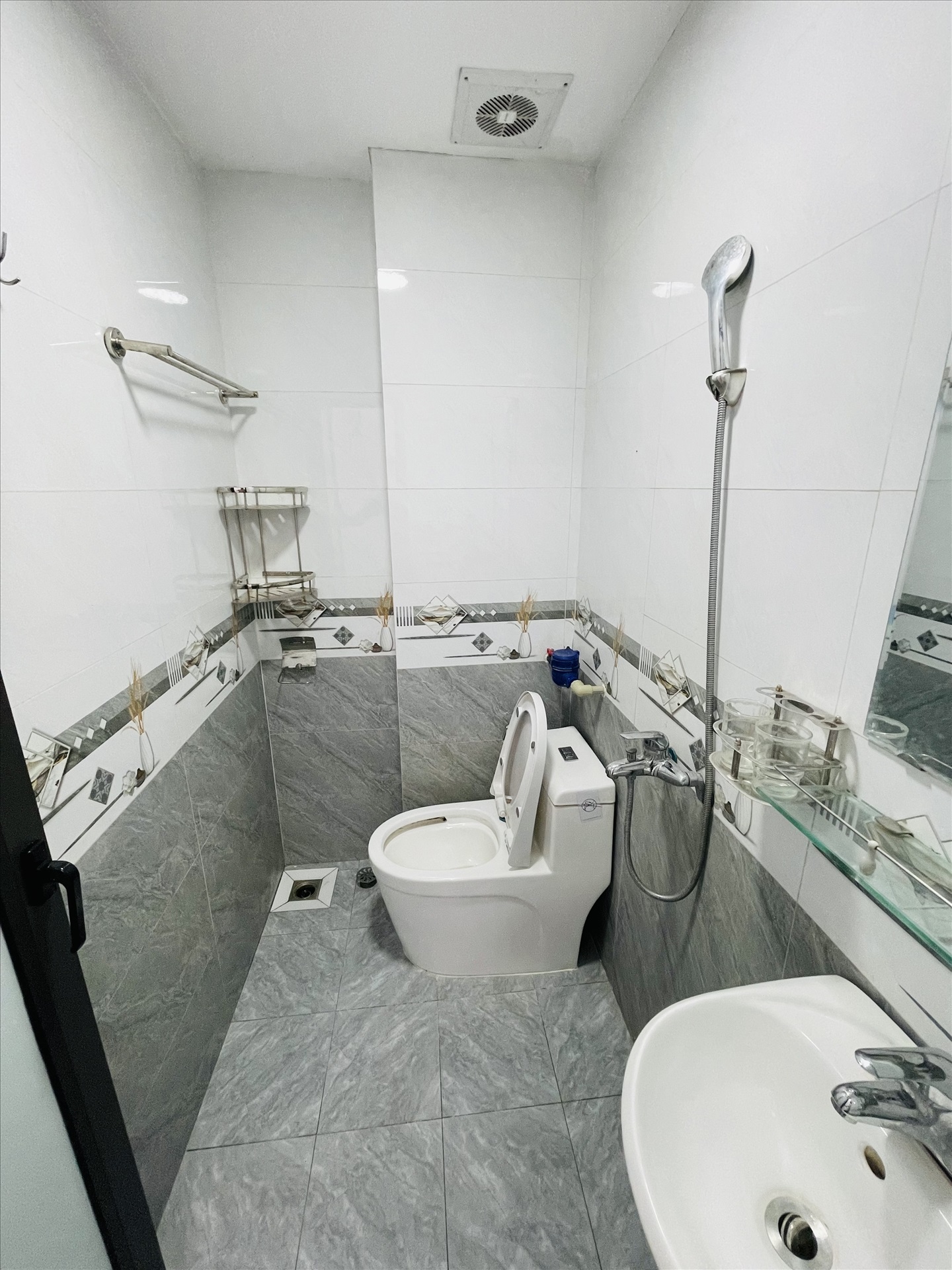 Phòng trọ 1 Phòng ngủ 32m2 tại BP Home Mỹ Đình - Nam Từ Liêm - Phòng tắm