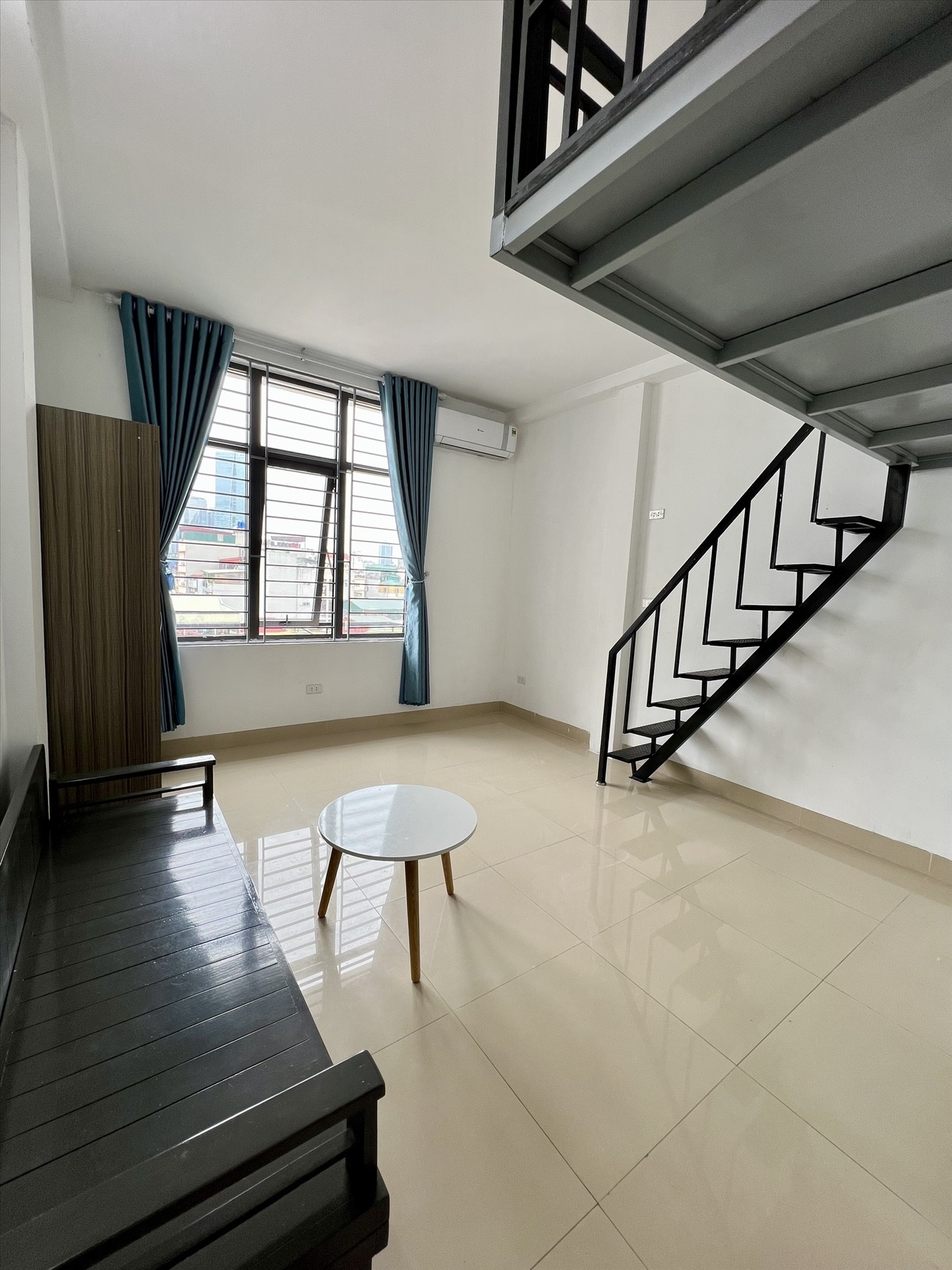 Phòng trọ 1 Phòng ngủ 30m2 tại TT House 3 Nguyễn Khánh Toàn - Cầu Giấy - Phòng khách