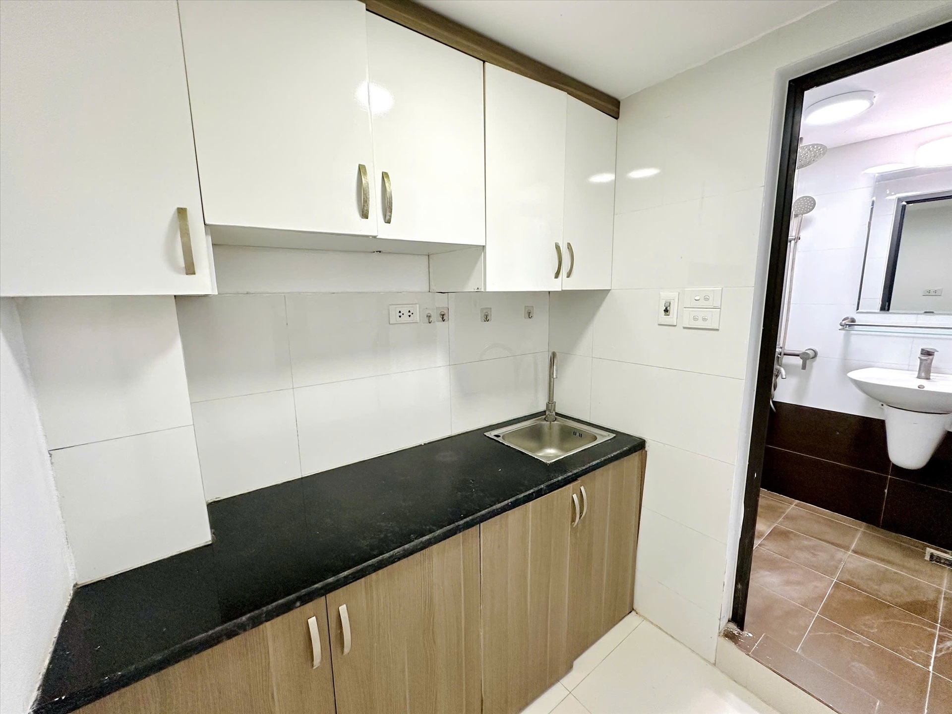 Phòng trọ 1 Phòng ngủ 35m2 tại TT House 3 Nguyễn Khánh Toàn - Cầu Giấy - Phòng bếp