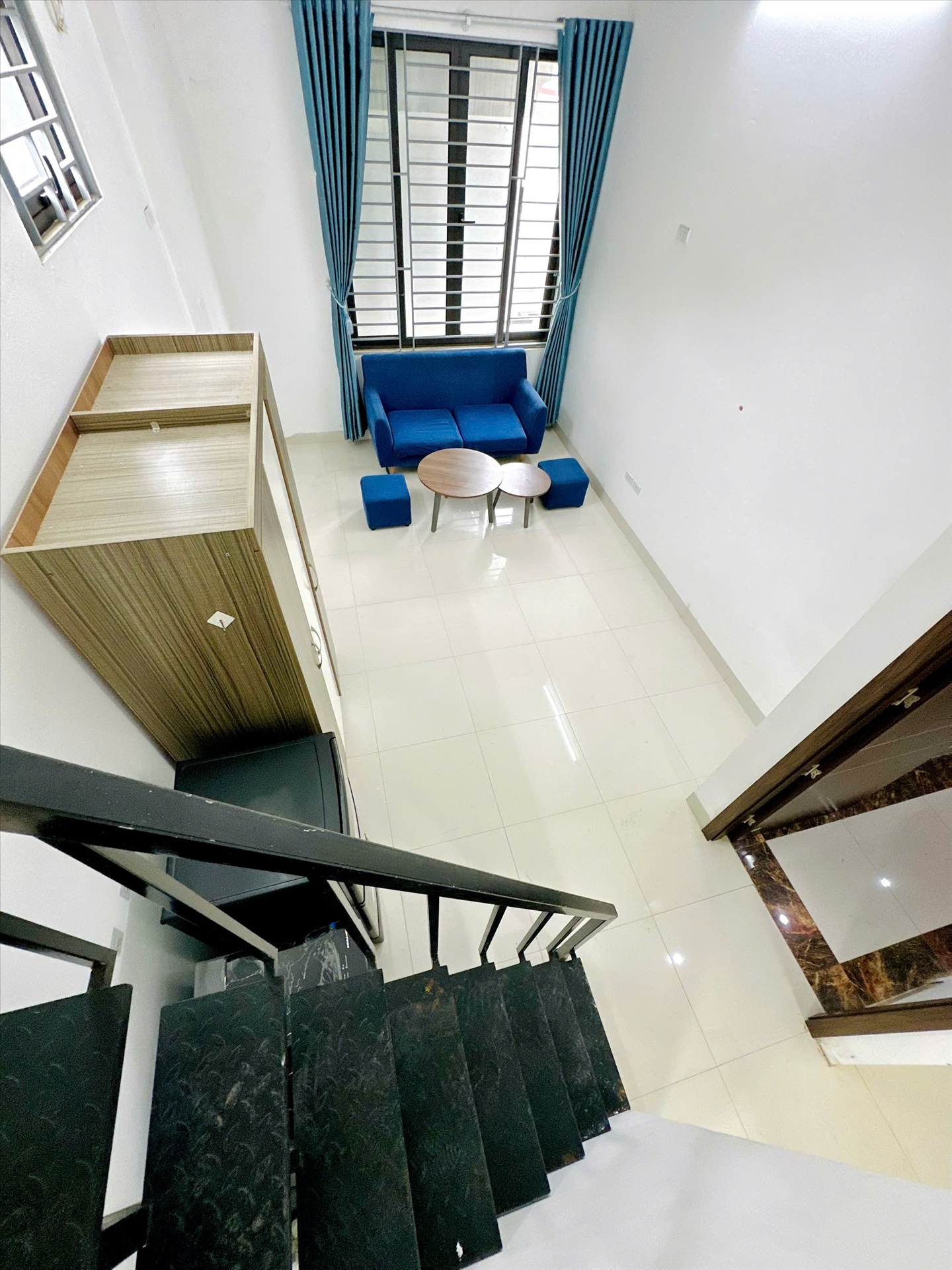 Phòng trọ 1 Phòng ngủ 35m2 tại TT House 3 Nguyễn Khánh Toàn - Cầu Giấy - Phòng khách