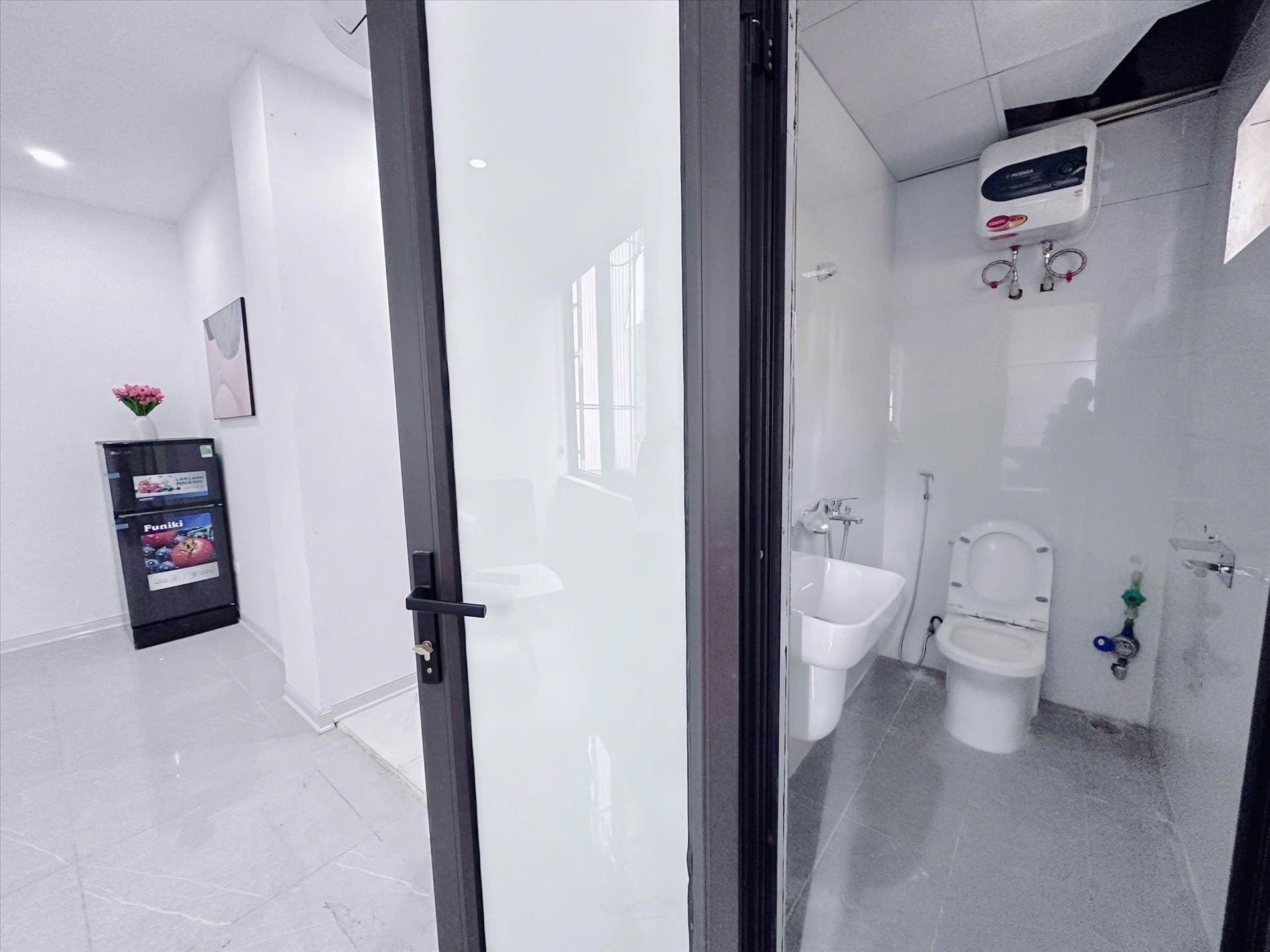 Phòng trọ 2 Phòng ngủ 45m2 tại Suha Home Nguyễn Văn Huyên - Cầu Giấy - Phòng tắm