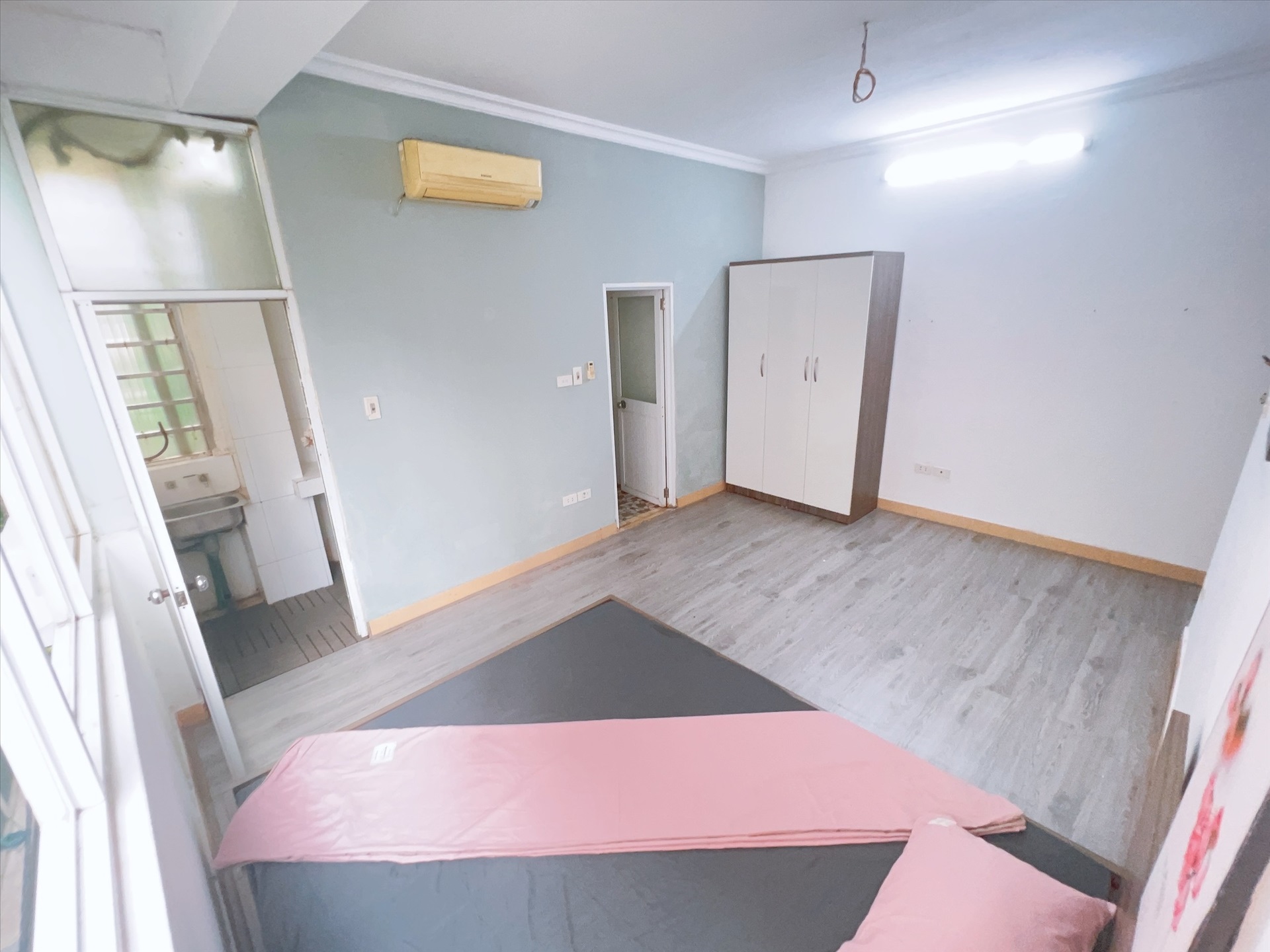 Phòng trọ 1 Phòng ngủ 25m2 tại HappyHomes Trần Thái Tông - Cầu Giấy - Phòng ngủ