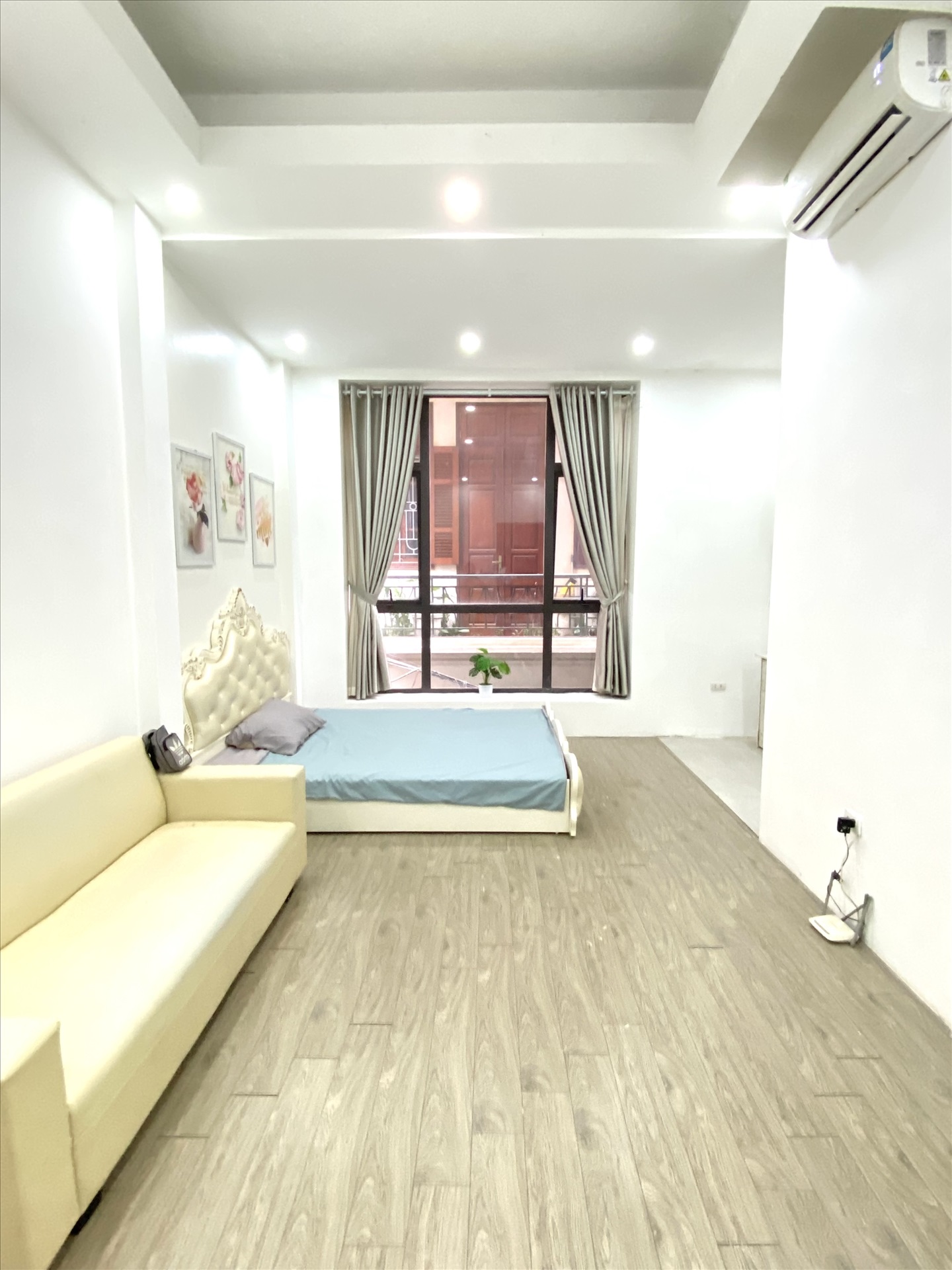 Phòng trọ Studio 25m2 tại HappyHomes Trần Quốc Vượng - Cầu Giấy - Phòng khách