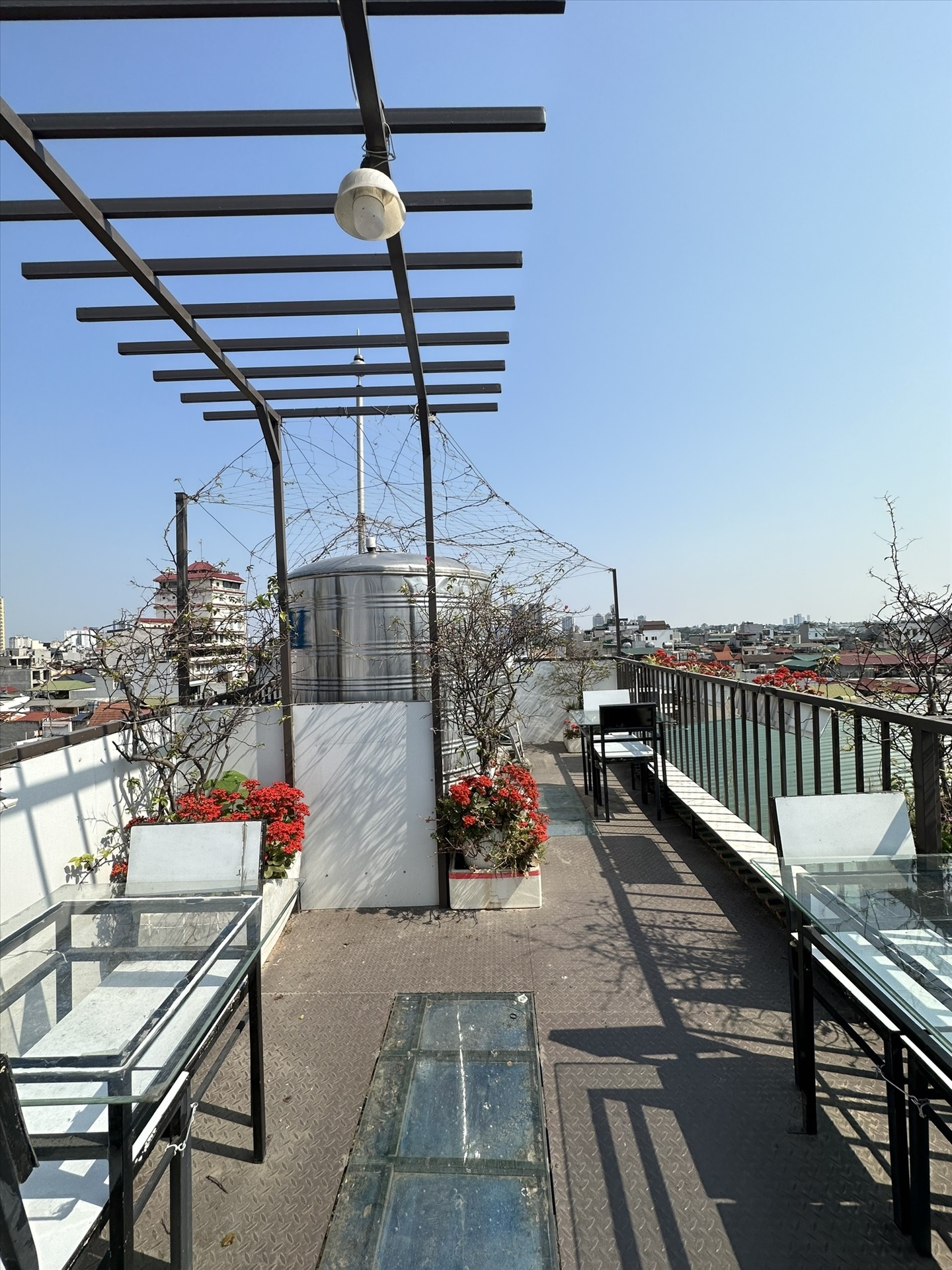 Phòng trọ Studio 40m2 tại GD Home 1 Võng Thị - Tây Hồ - Ban công