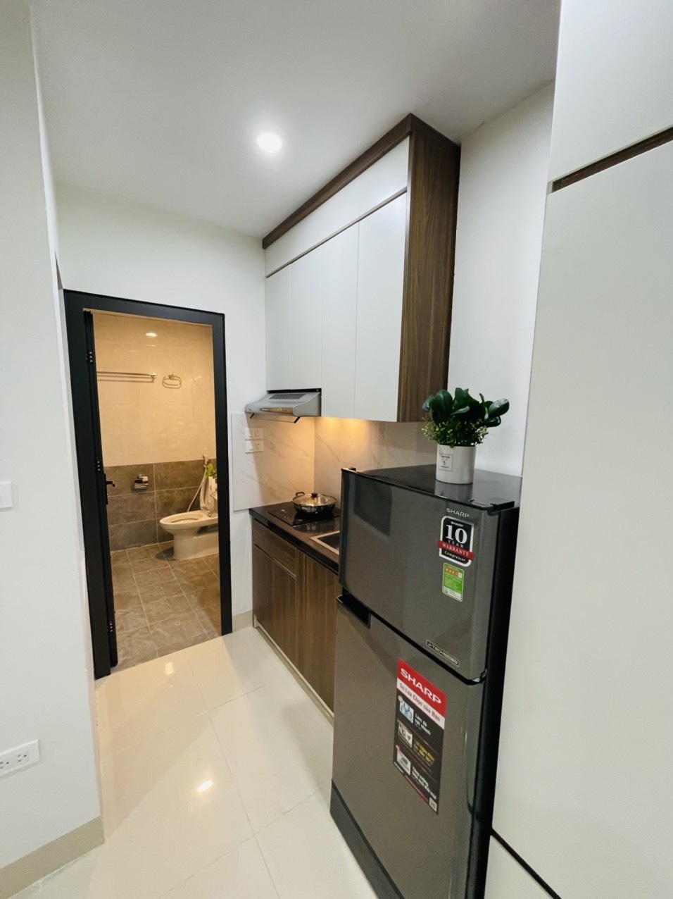 Phòng trọ Studio 22m2 tại Airstay Vũ Ngọc Phan - Đống Đa - Phòng bếp