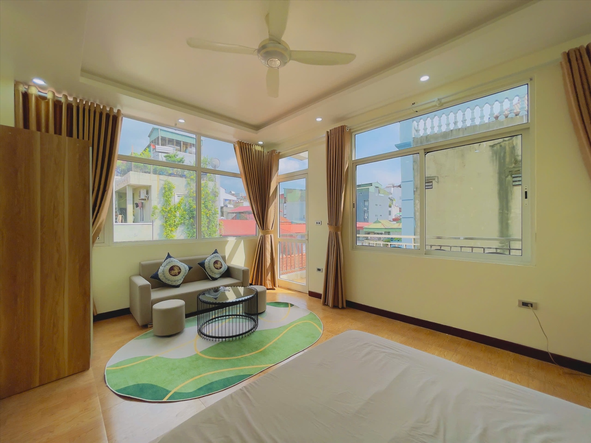Phòng trọ Studio 25m2 tại 4PS Housing Nguyễn Khánh Toàn - Cầu Giấy - Phòng khách