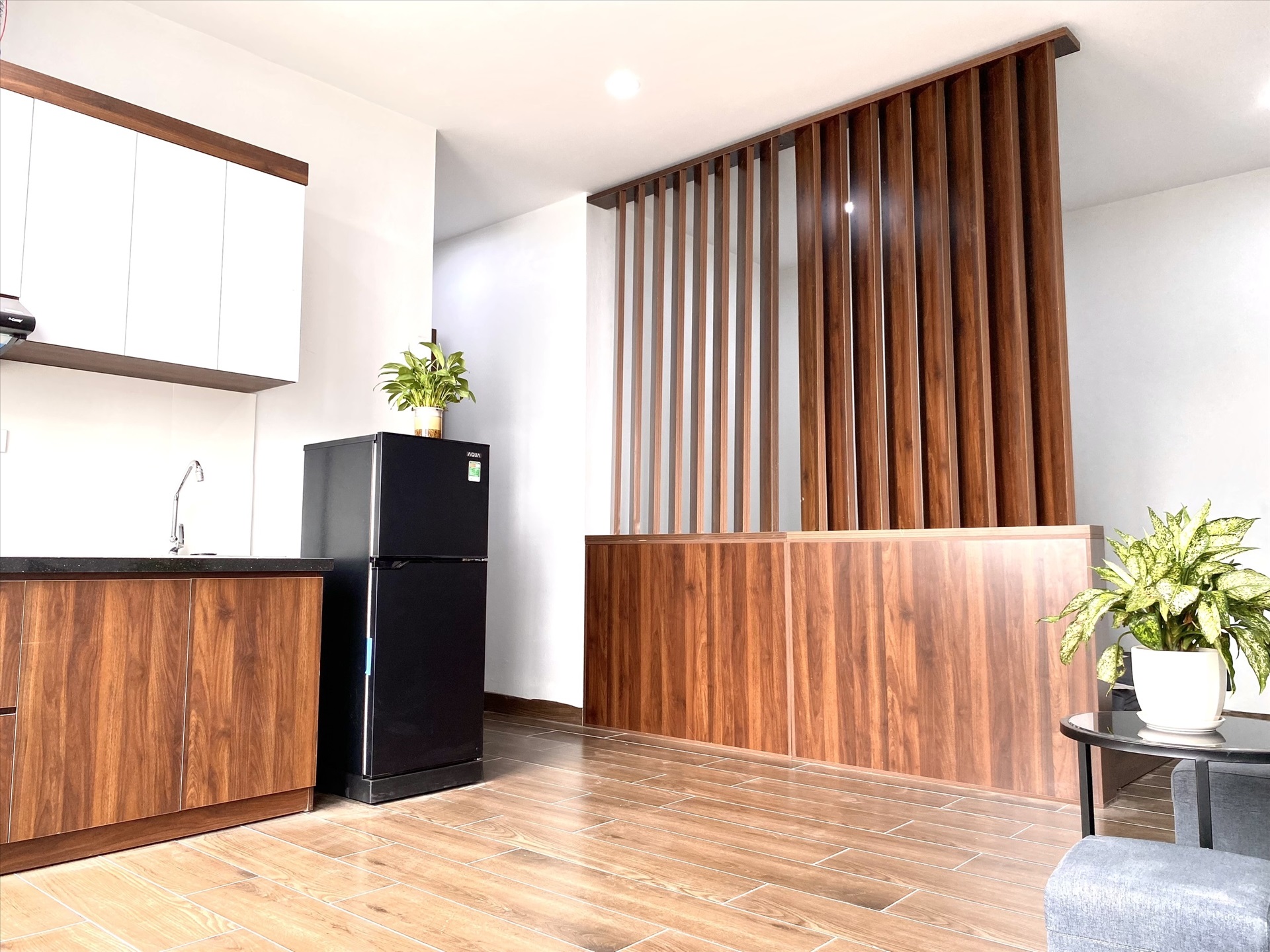 Phòng trọ 1 Phòng ngủ 40m2 tại Suha Home Mễ Trì Hạ - Nam Từ Liêm - Phòng khách