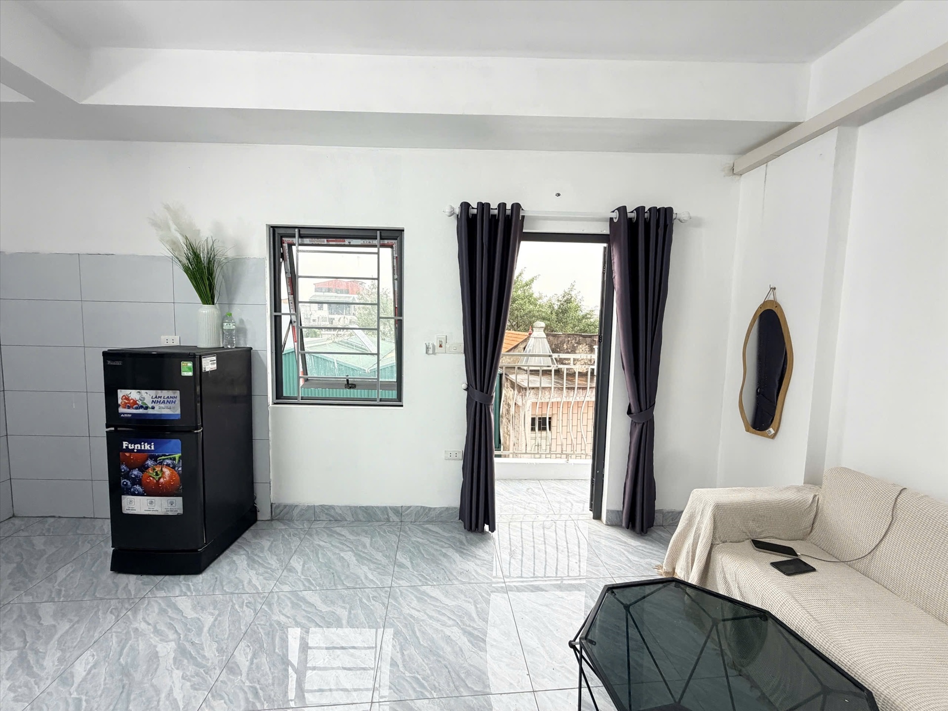 Phòng trọ 1 Phòng ngủ 35m2 tại VNFI House Mễ Trì Thượng  - Nam Từ Liêm - Phòng khách