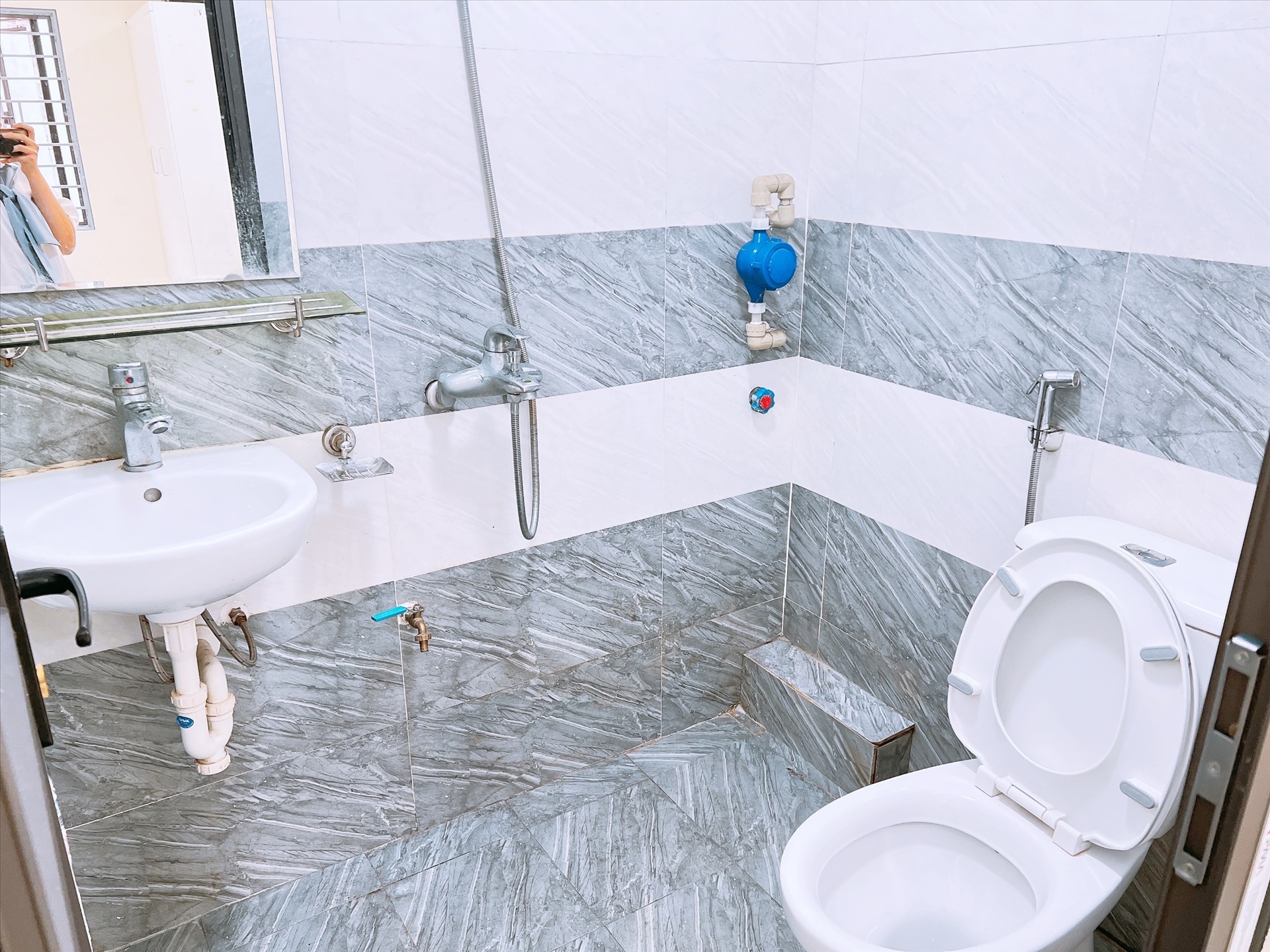 Phòng trọ Studio 25m2 tại Happy Homes 1 Trần Bình - Cầu Giấy - Phòng tắm