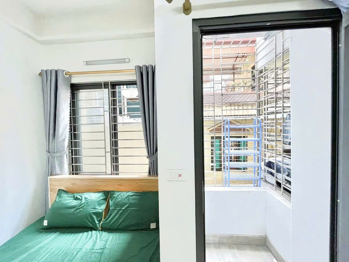 Phòng trọ Studio 25m2 tại Shome Pháo Đài Láng - Đống Đa - Ban công