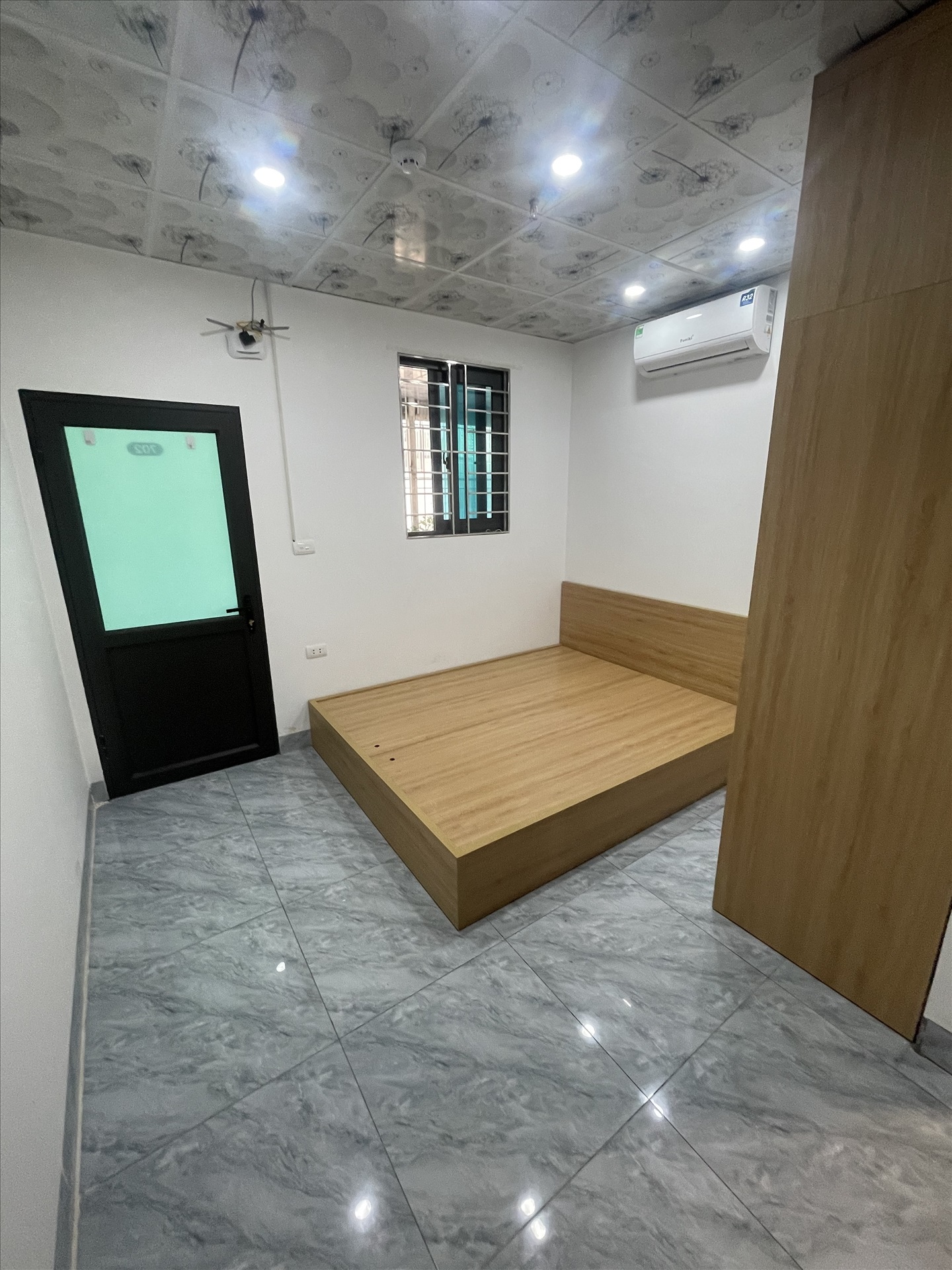 Phòng trọ Studio 25m2 tại LM Land 1 Trung Kính - Cầu Giấy - Phòng ngủ