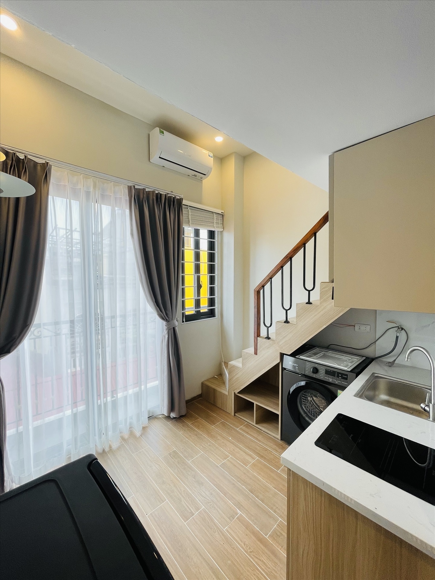 Phòng trọ Duplex 20m2 tại Friends Team Mễ Trì Thượng - Nam Từ Liêm - Phòng bếp
