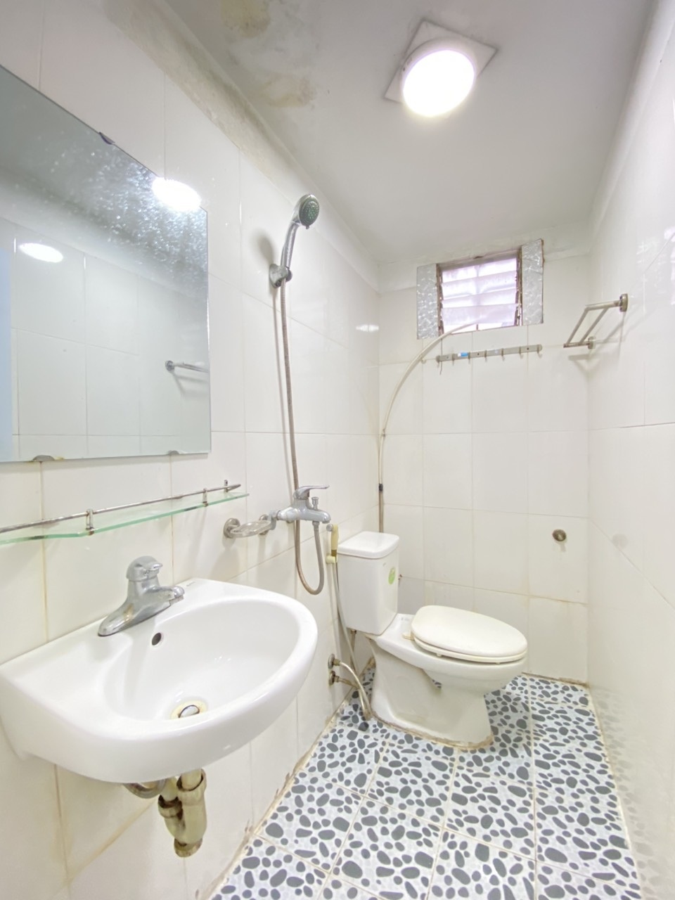 Phòng trọ Studio 20m2 tại 4PS Housing 3 Trần Khát Chân - Hai Bà Trưng - Phòng tắm