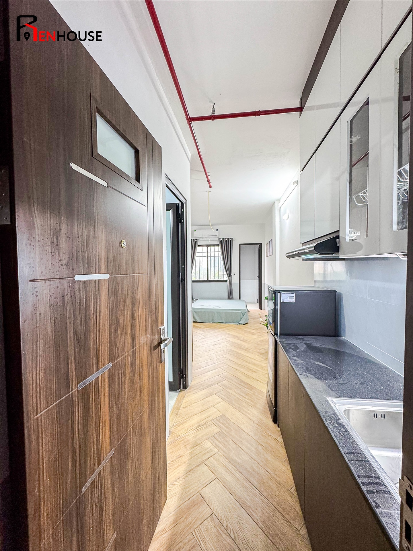Phòng trọ Studio 28m2 tại RenHouse 1 Phú Kiều - Bắc Từ Liêm - Phòng bếp